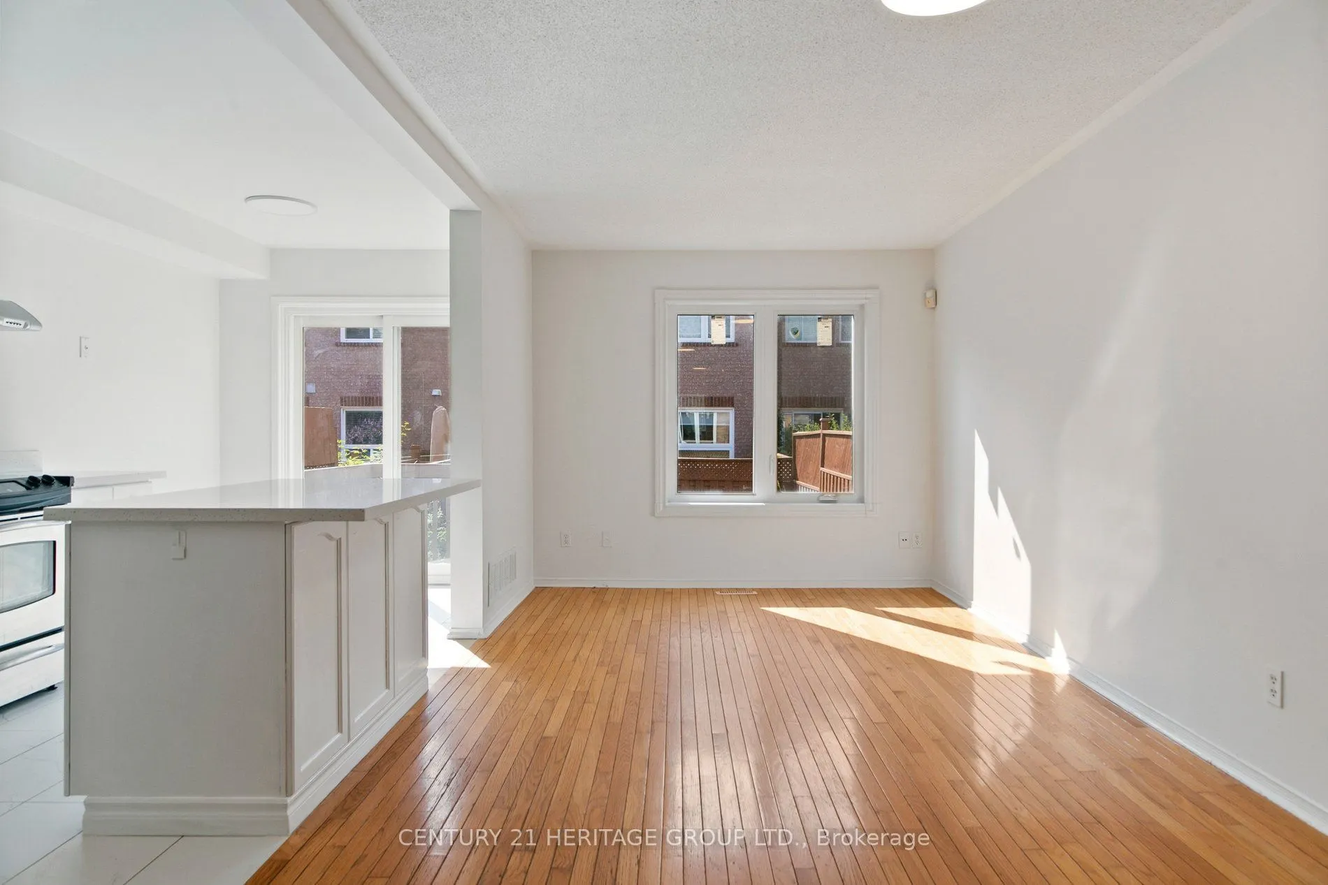 3920 Zenith Court