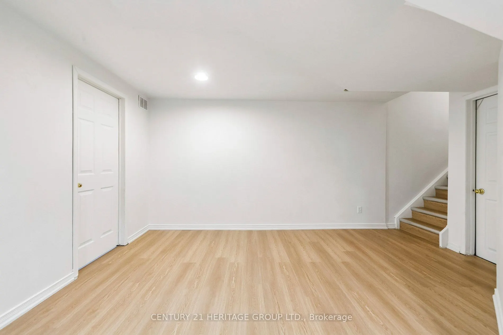 3920 Zenith Court