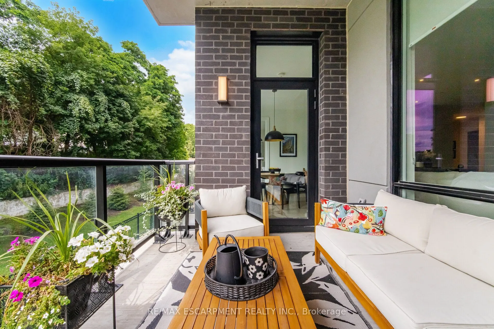 42 Mill Street #210