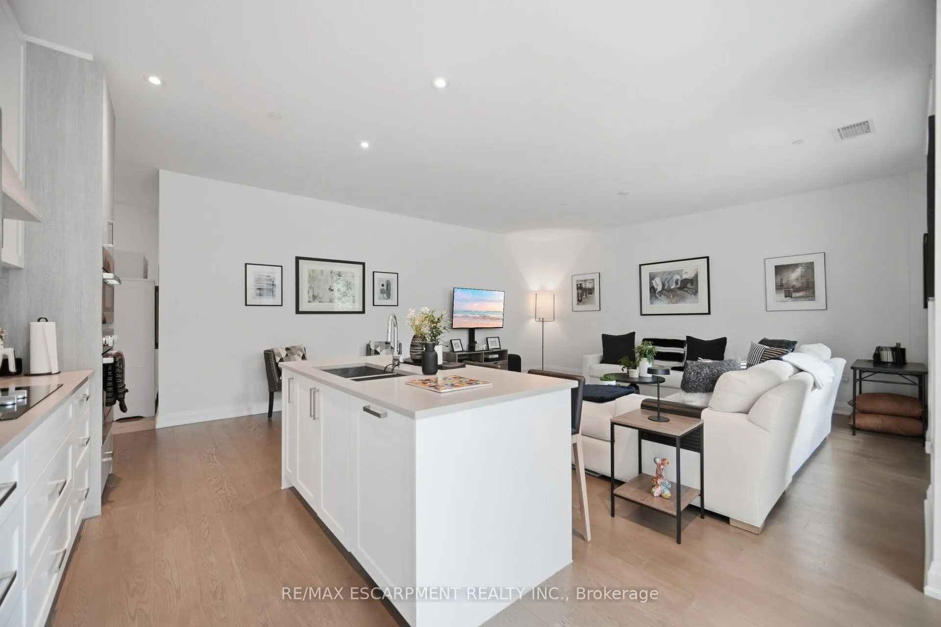 42 Mill Street #210
