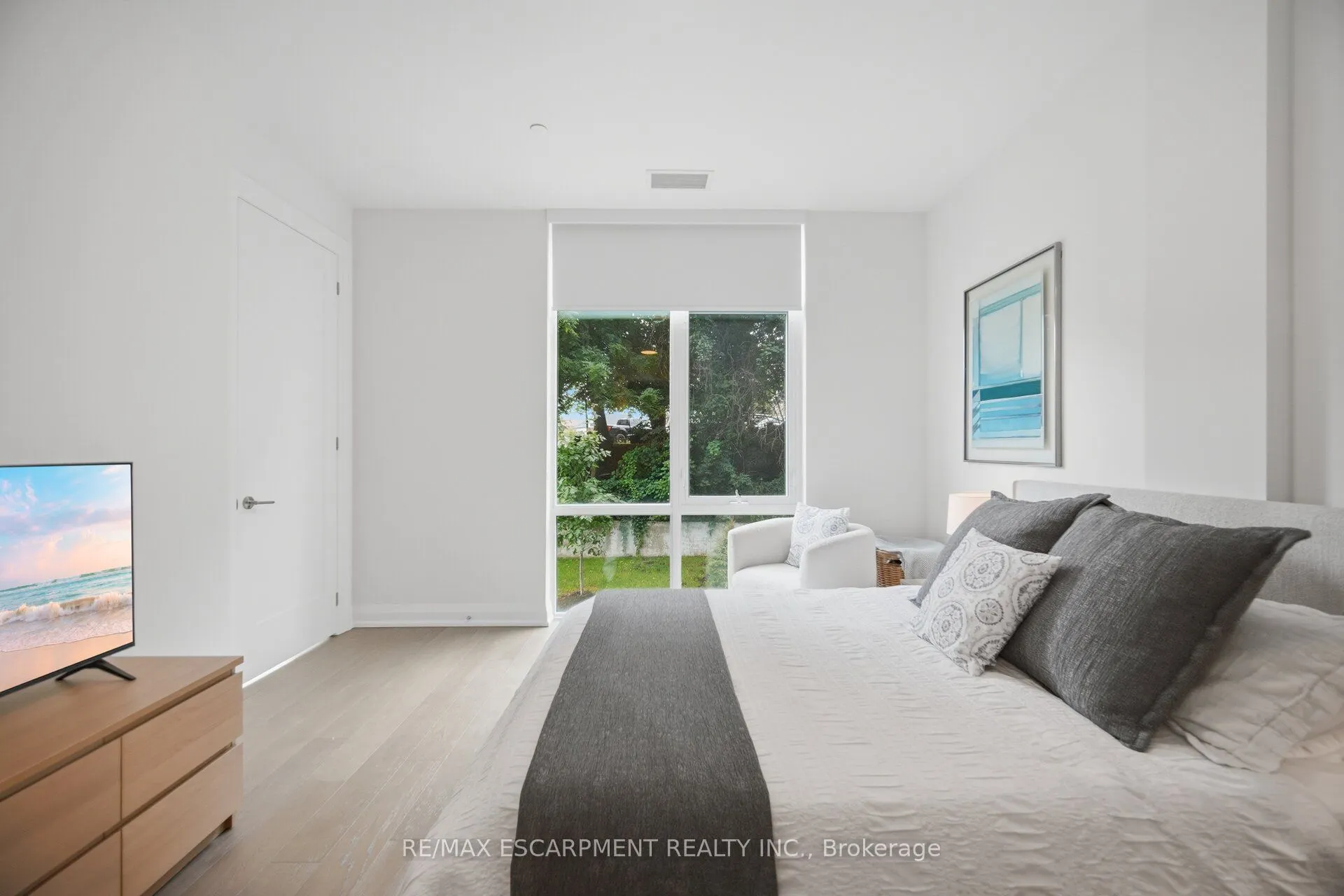 42 Mill Street #210