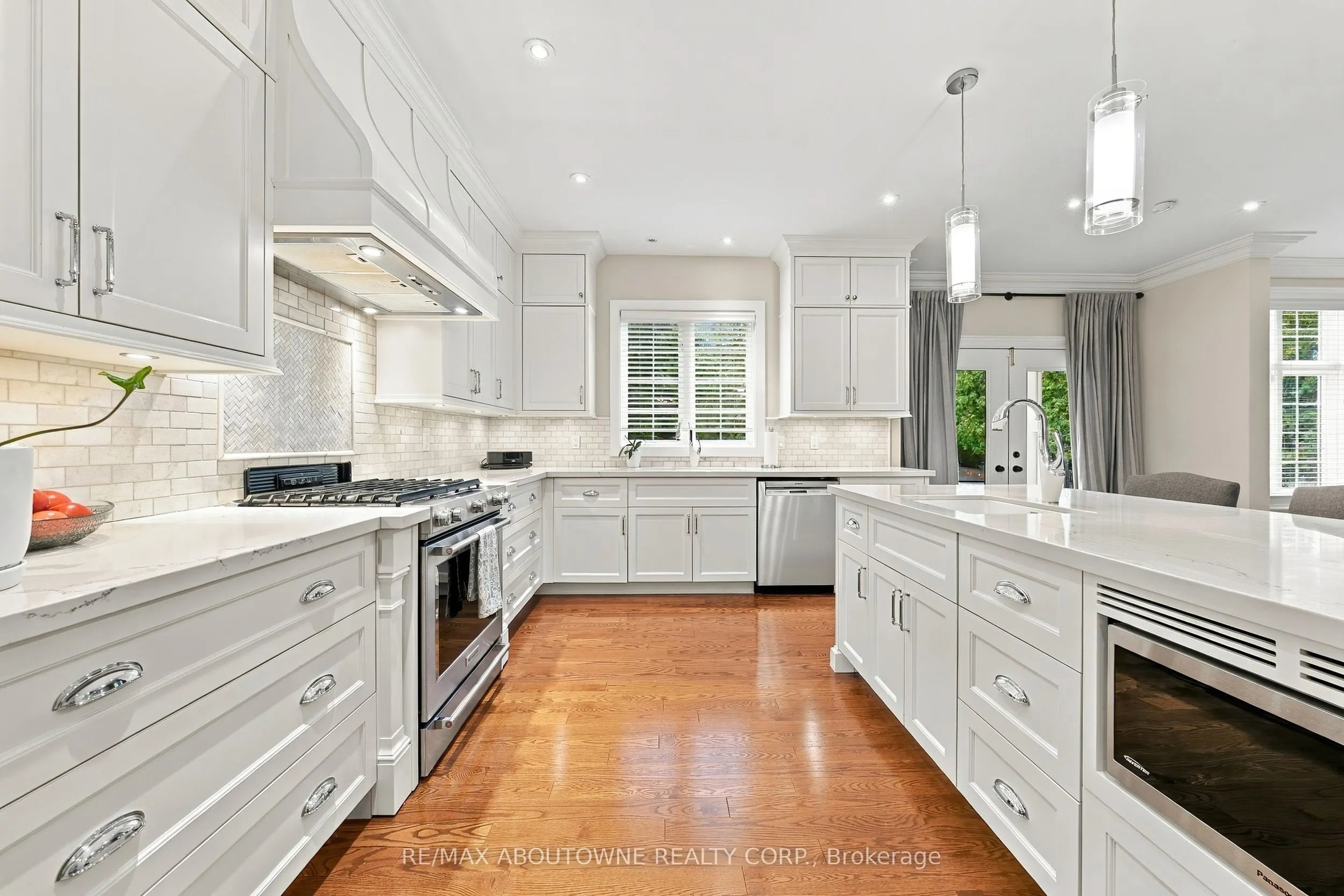 3021 Woodland Park Drive