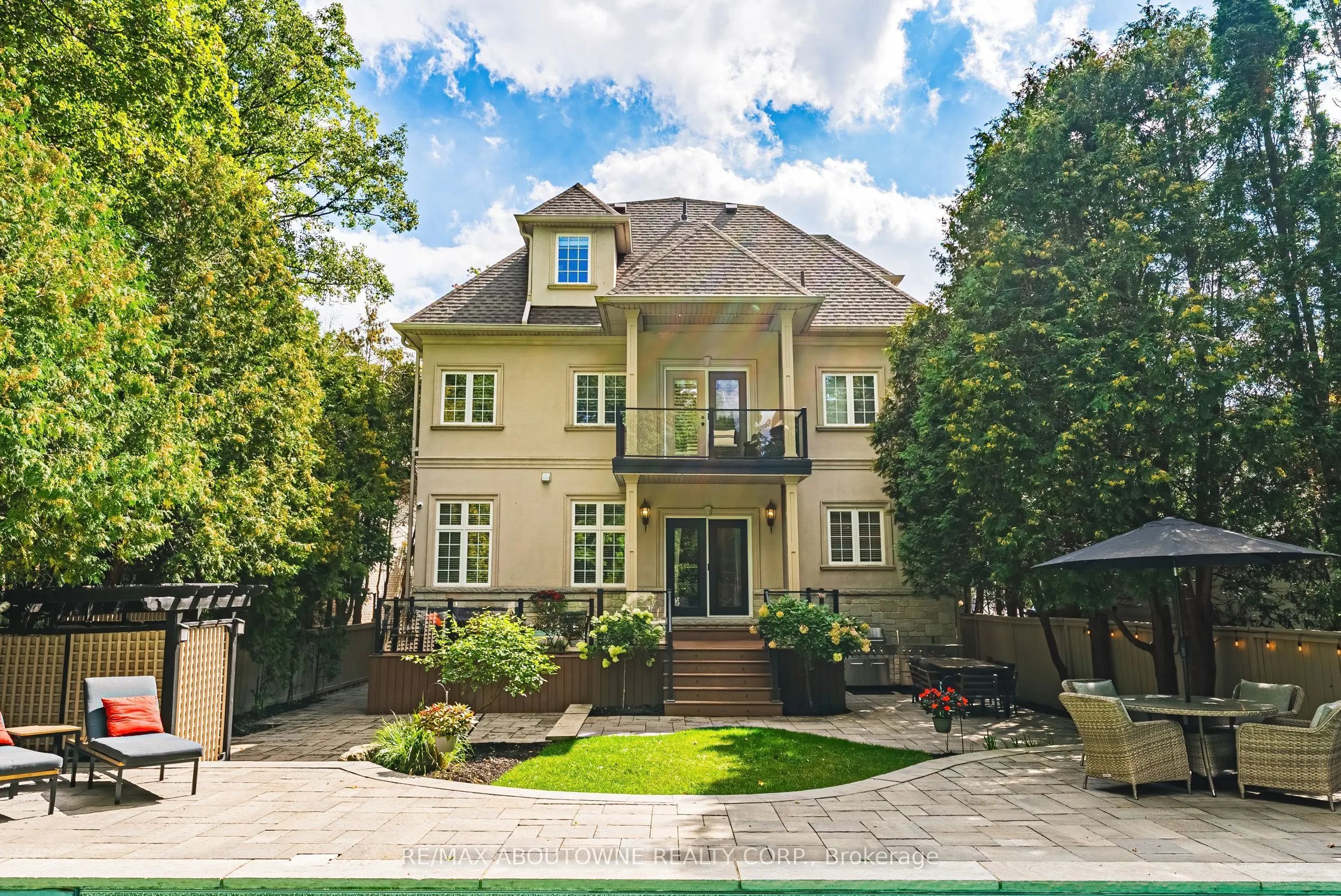 3021 Woodland Park Drive