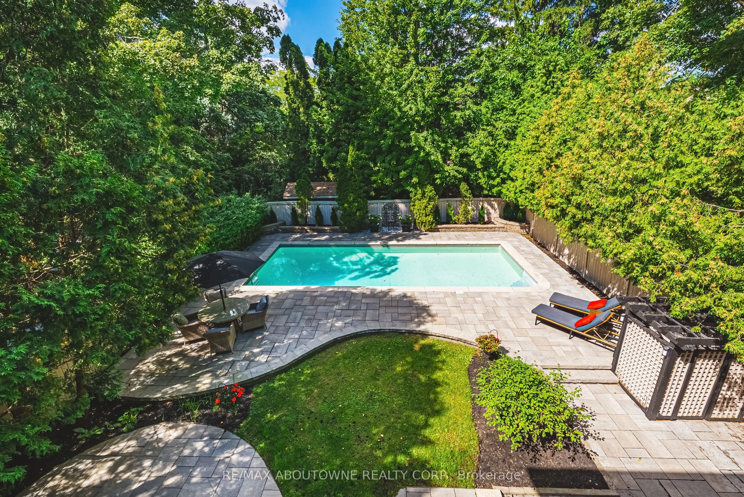 3021 Woodland Park Drive