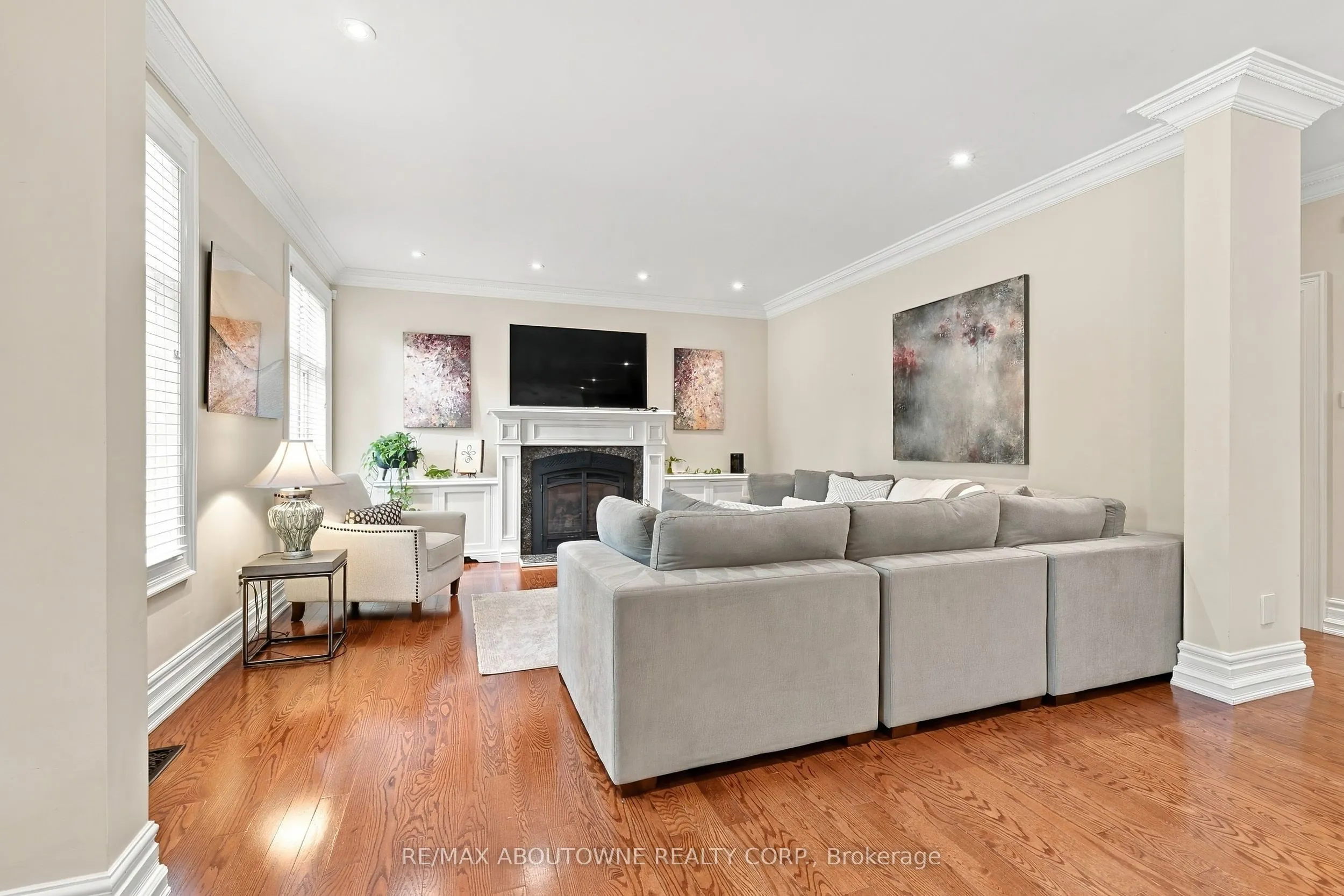 3021 Woodland Park Drive