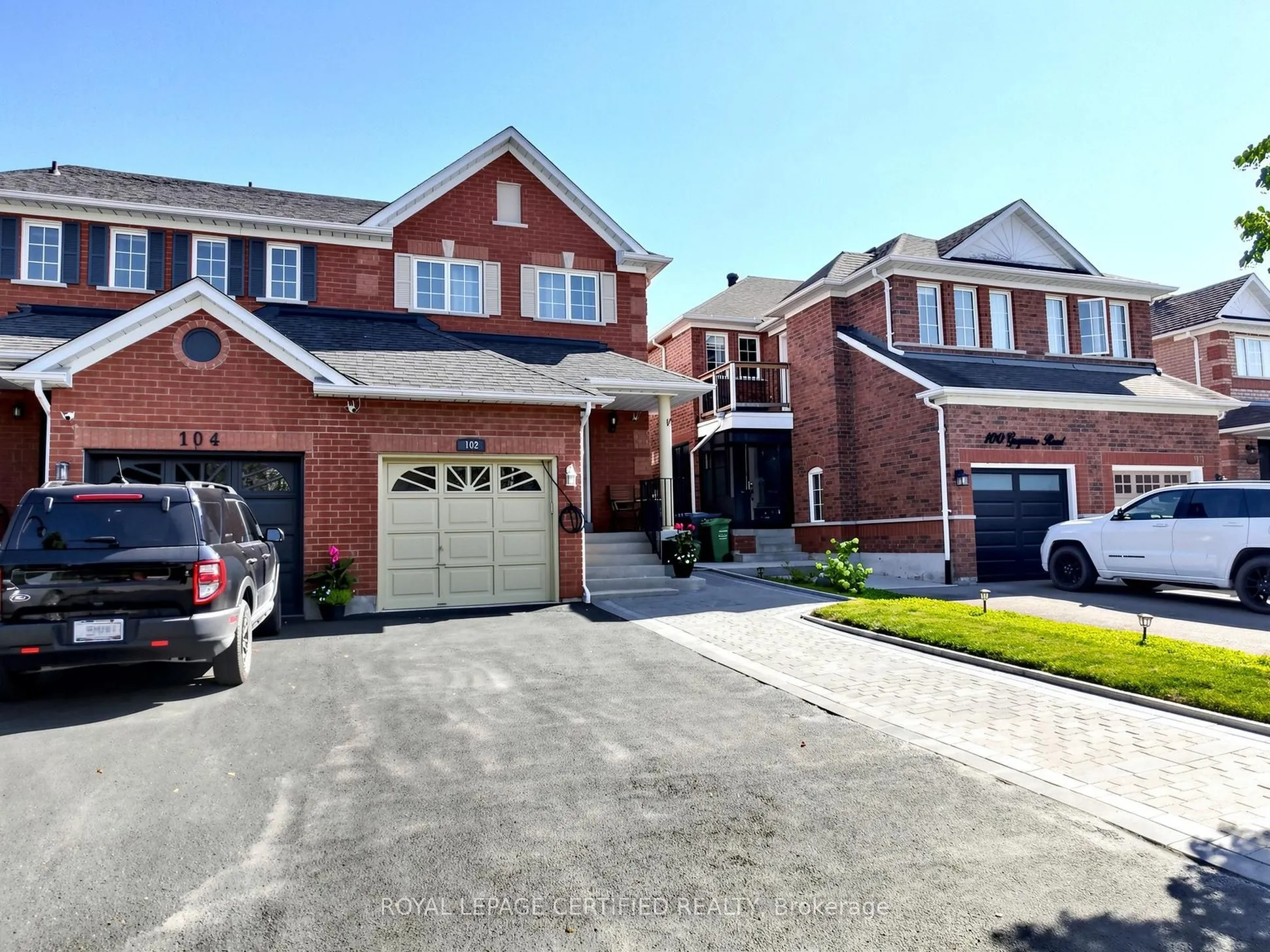 102 Grapevine Road