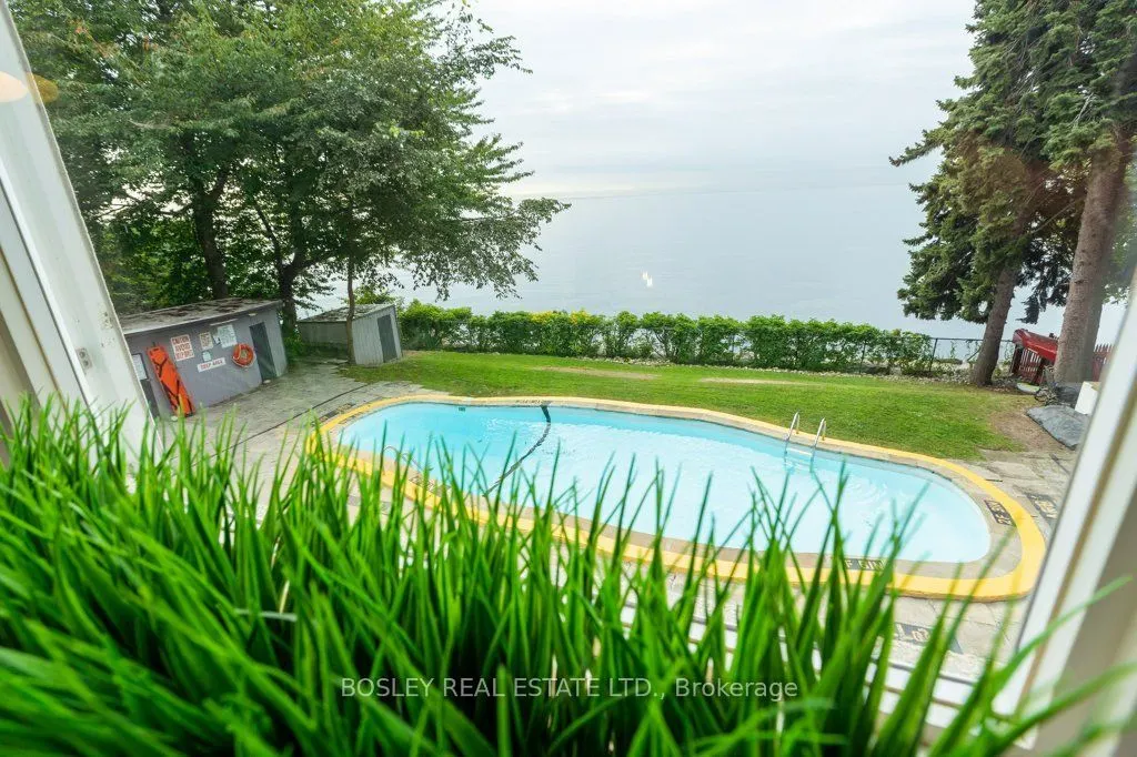 2693 Lakeshore Boulevard W #1