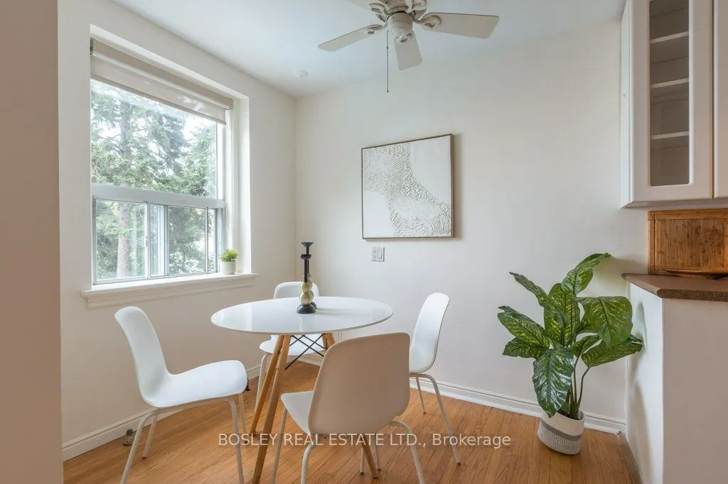 2693 Lakeshore Boulevard W #1