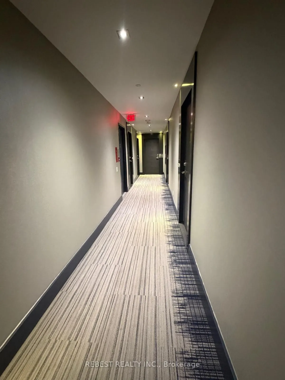 33 Shore Breeze Drive #3302
