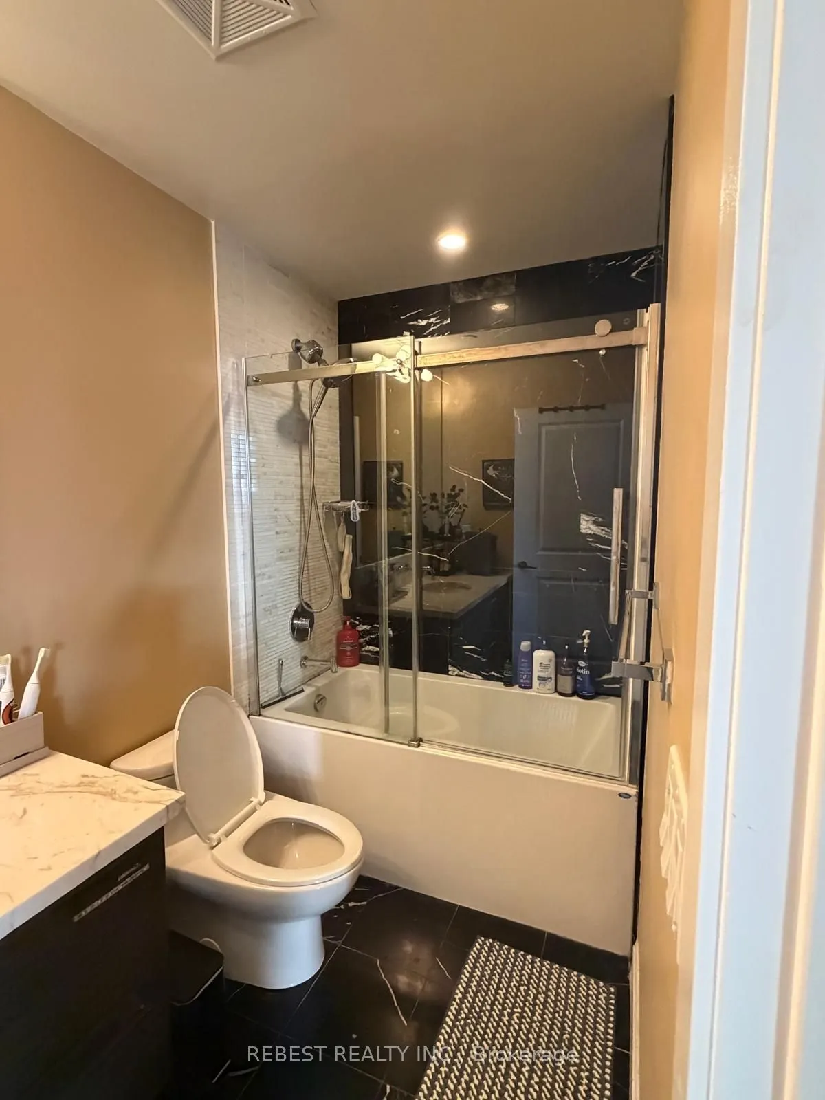 33 Shore Breeze Drive #3302