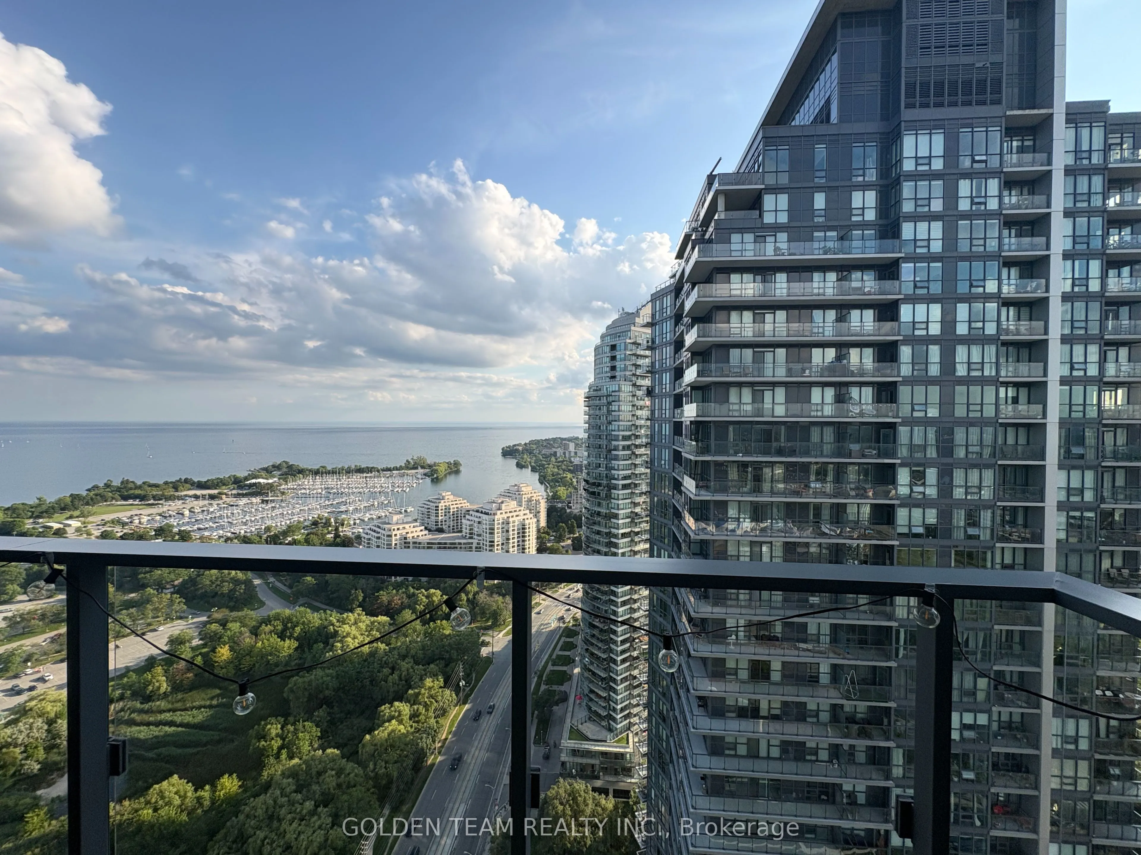 2200 Lake Shore Boulevard W #4003