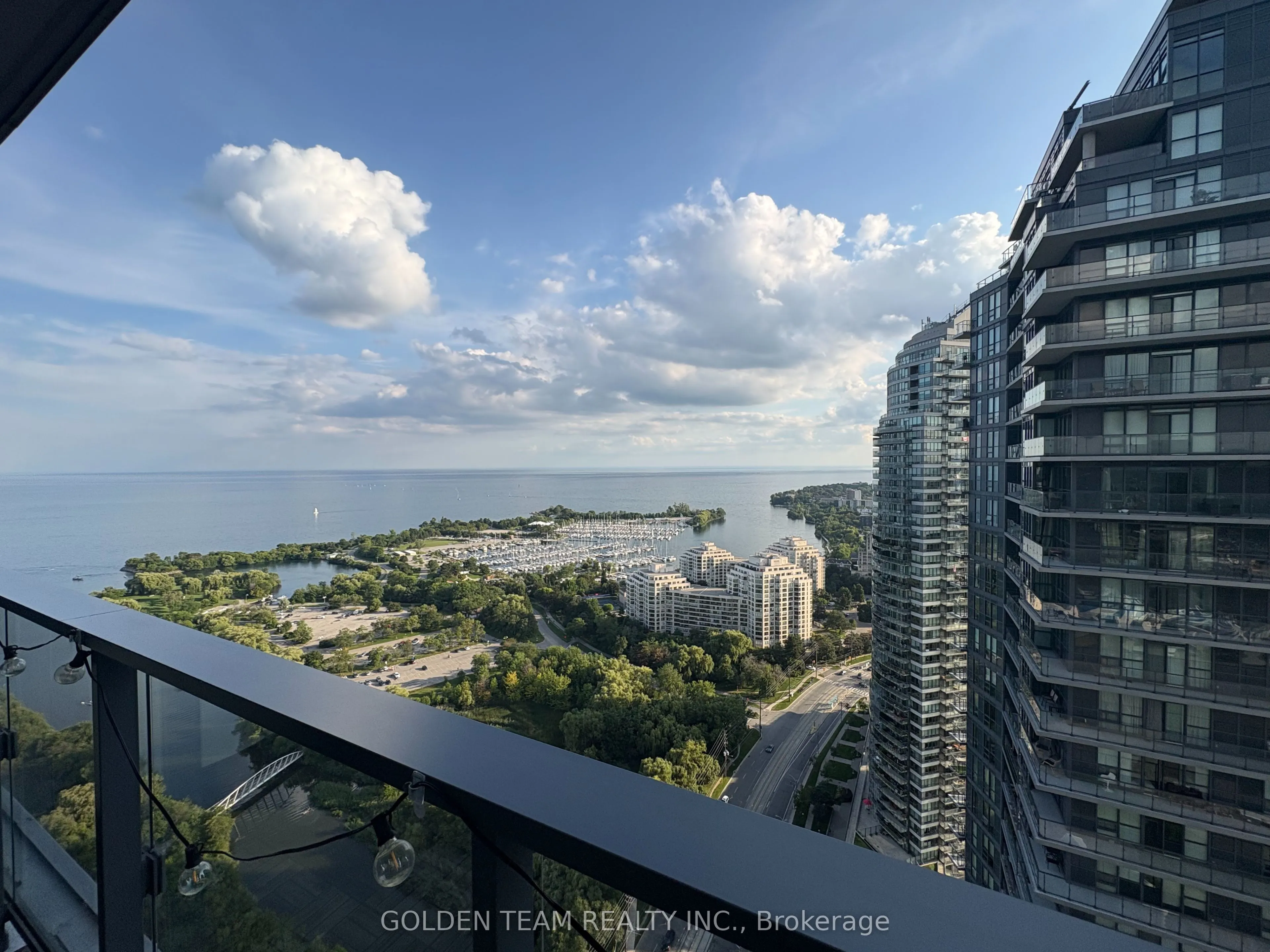 2200 Lake Shore Boulevard W #4003