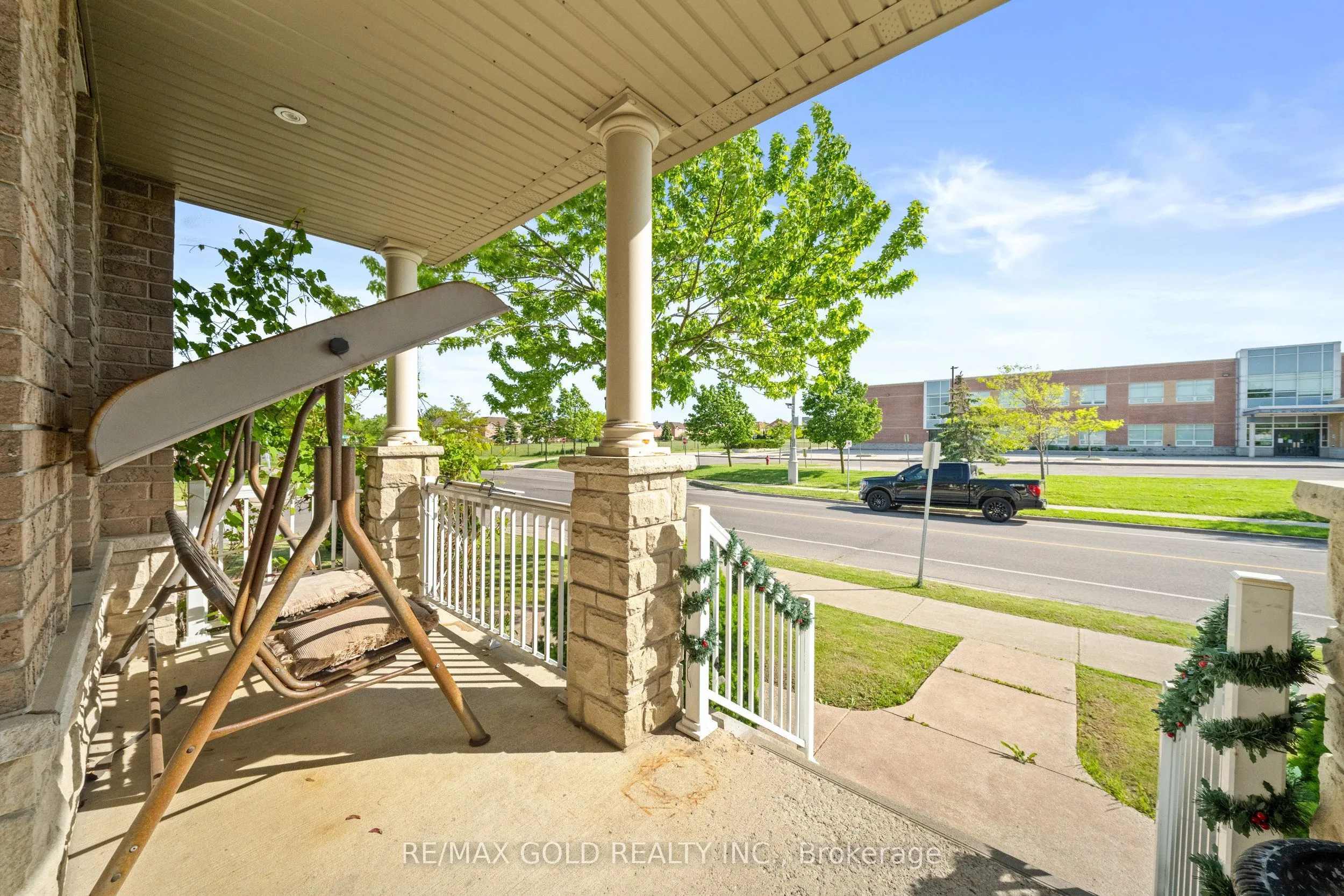 261 Mountainash Road