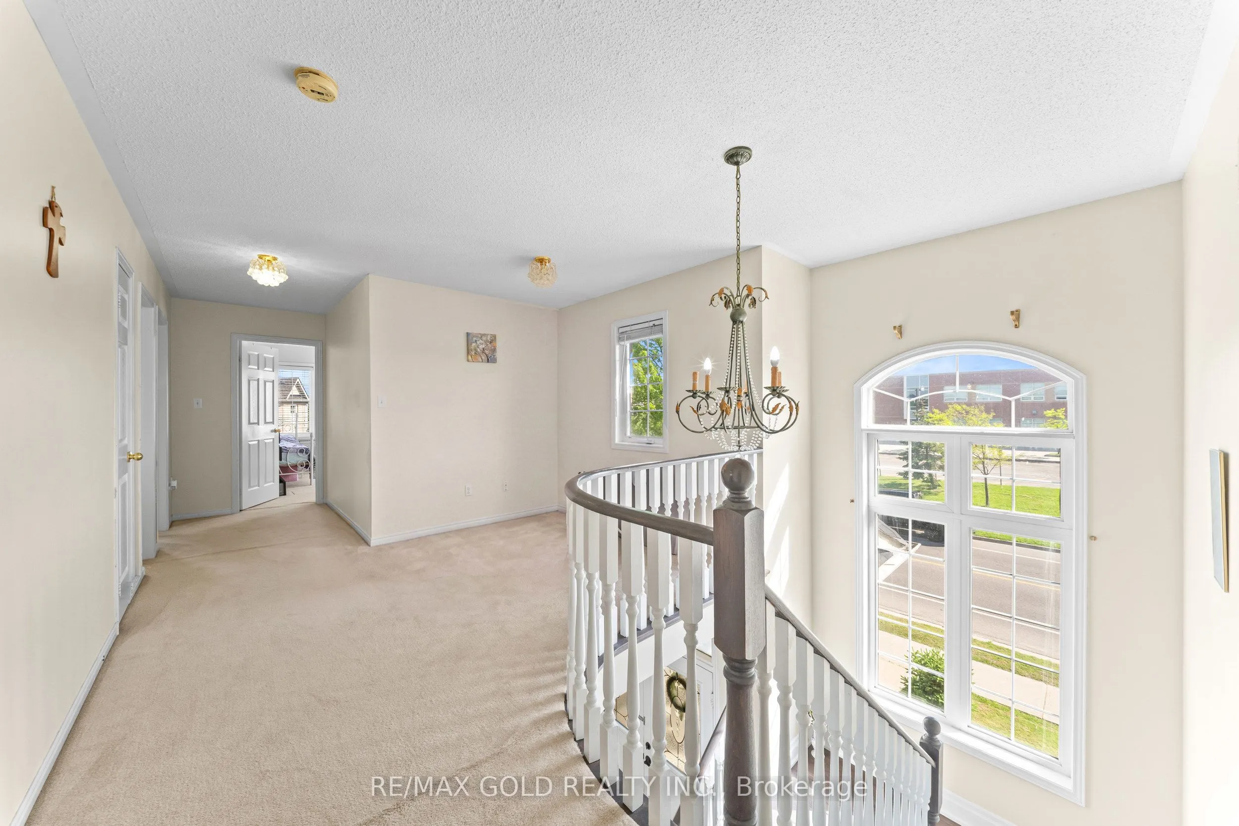 261 Mountainash Road
