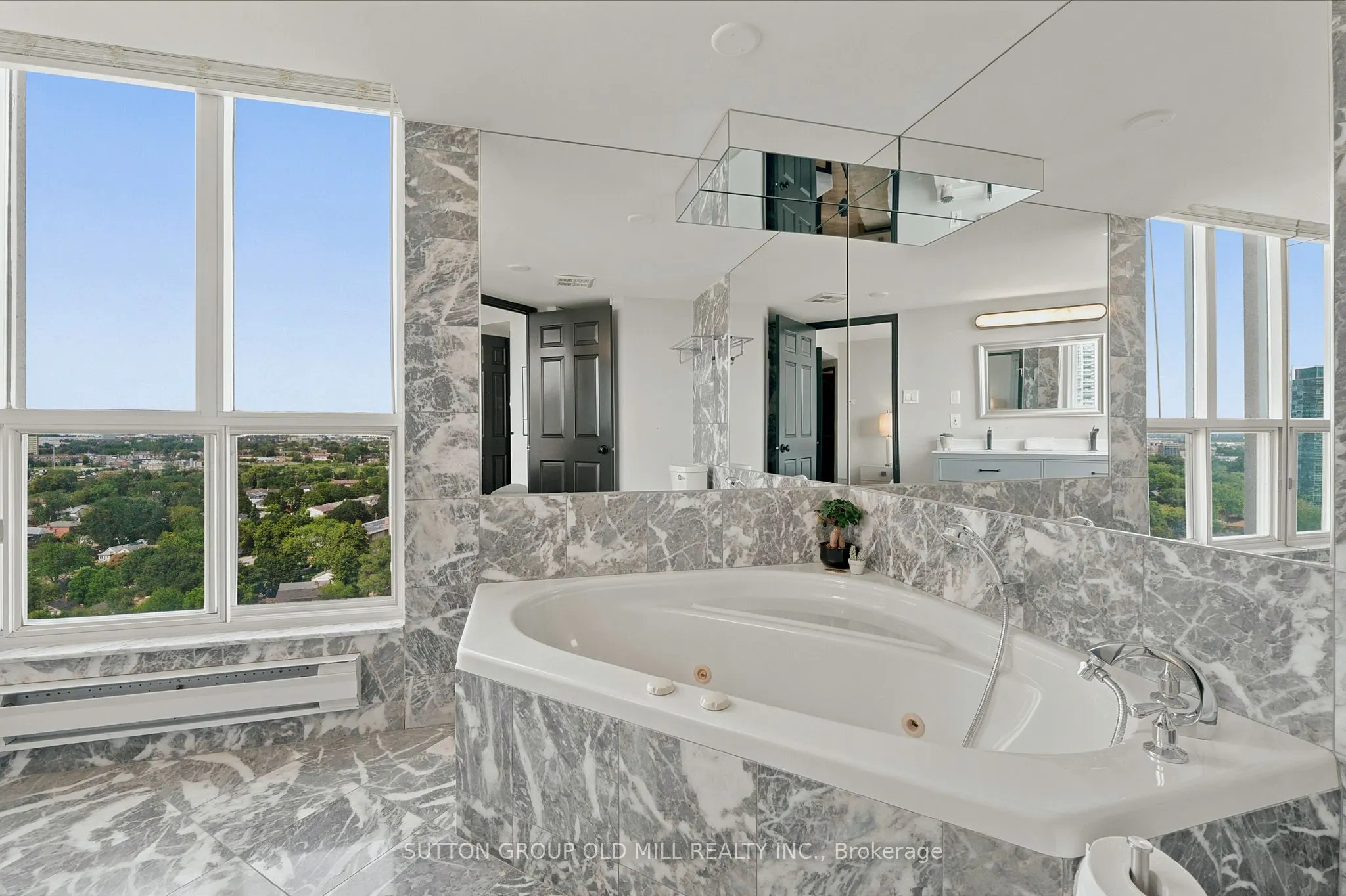 2285 Lake Shore Boulevard W #1908