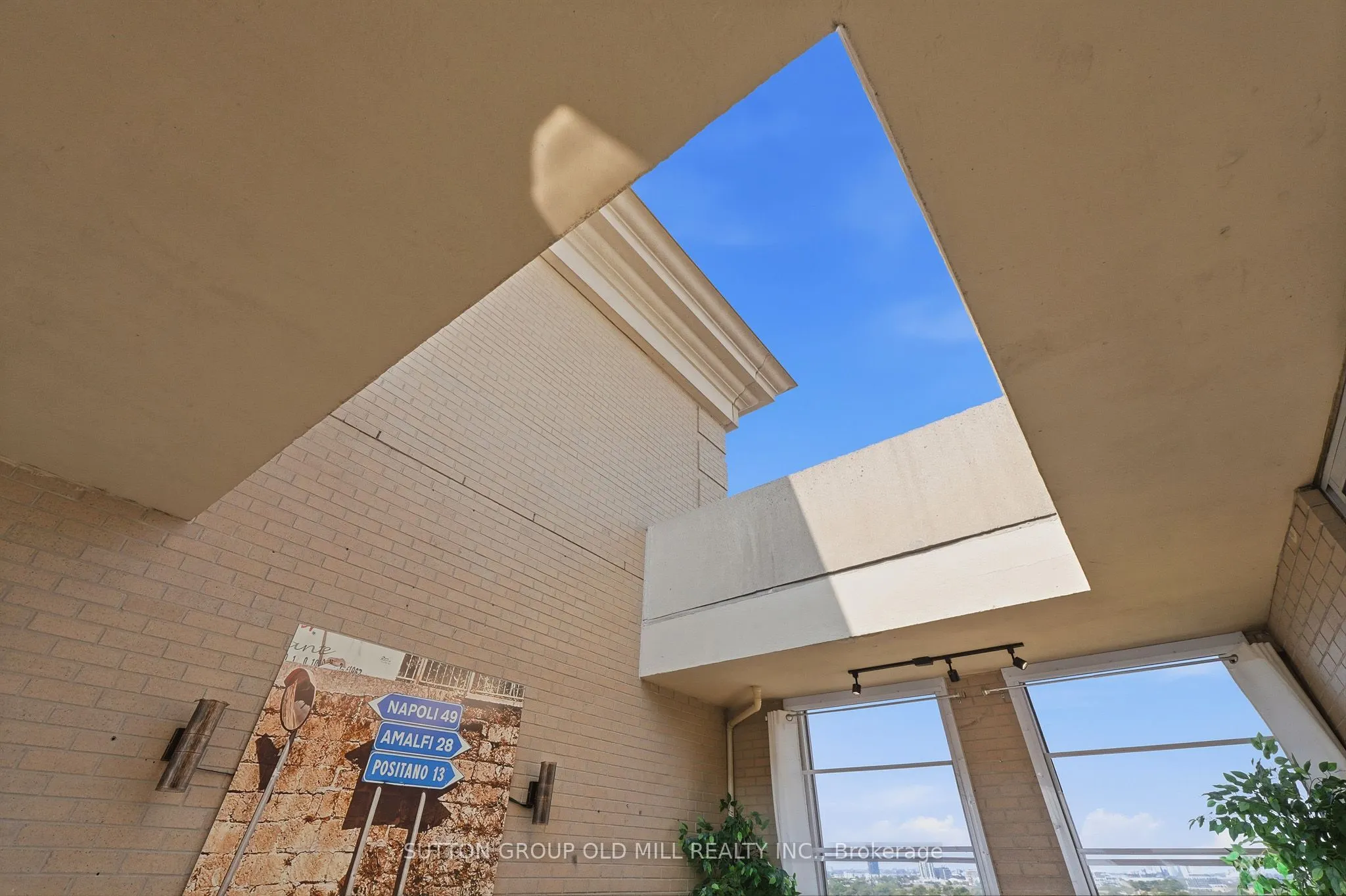 2285 Lake Shore Boulevard W #1908