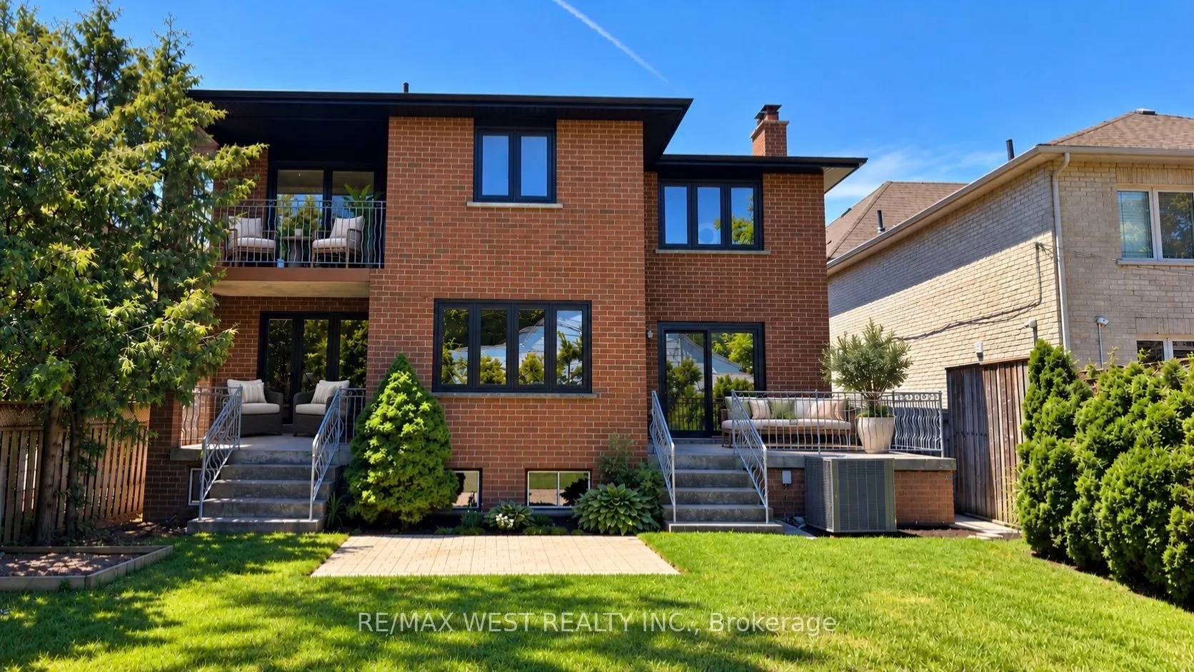 65 Foch Avenue