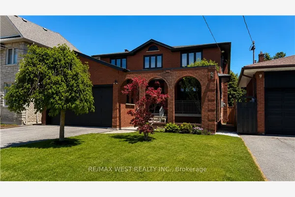 65 Foch Avenue