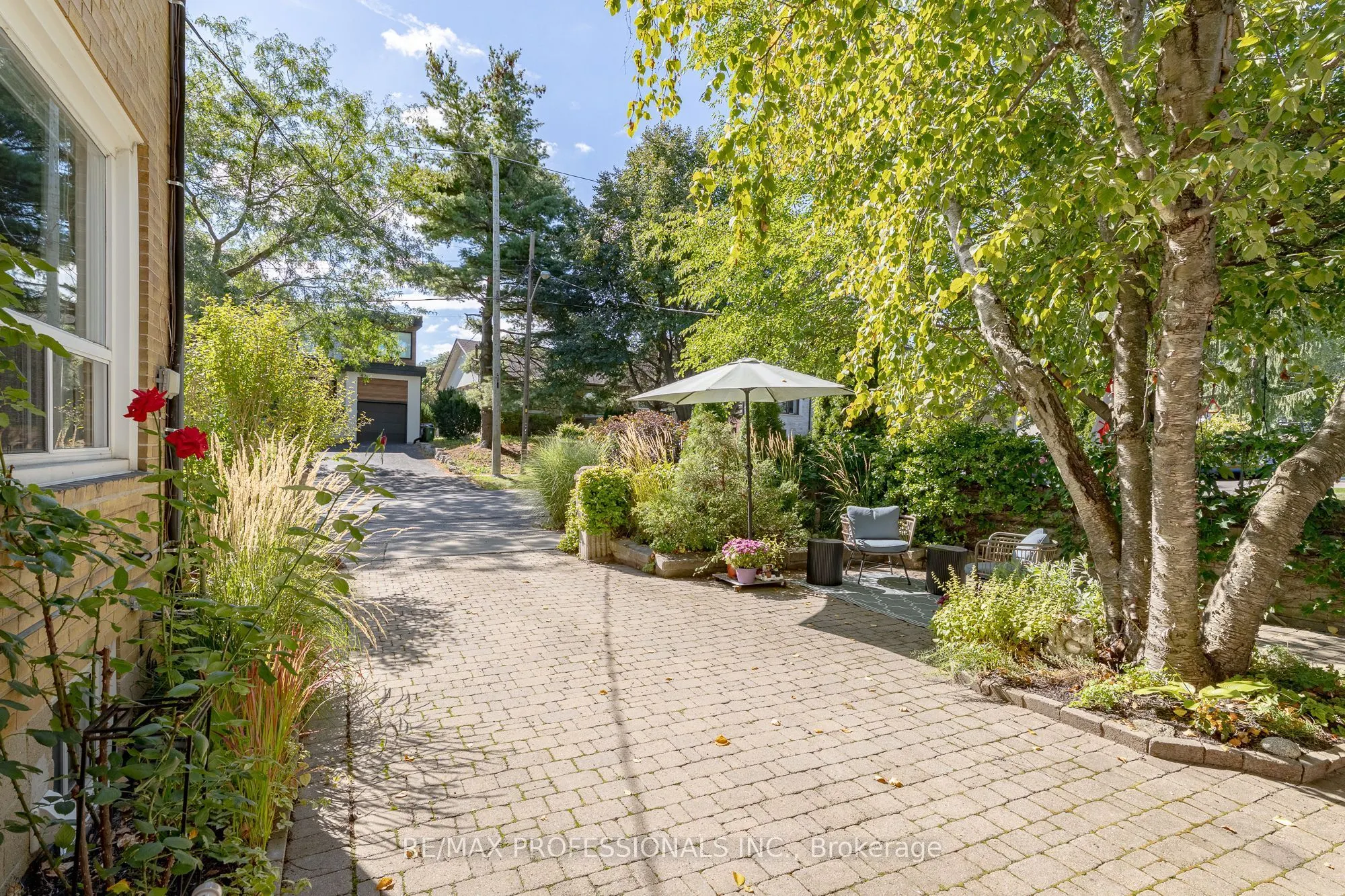 60 Fernalroy Boulevard