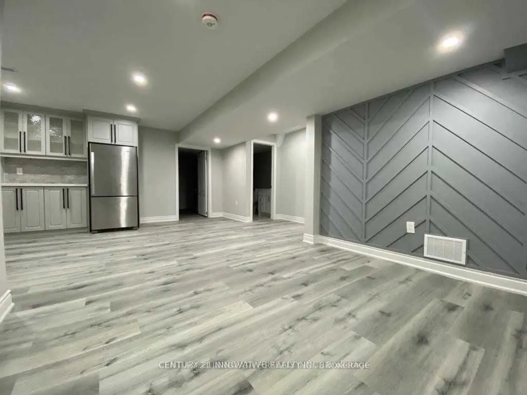 1 Ezra Crescent #Basement