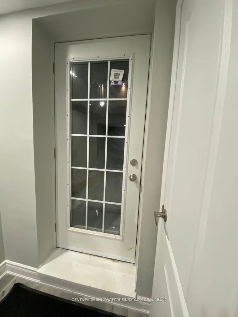 1 Ezra Crescent #Basement