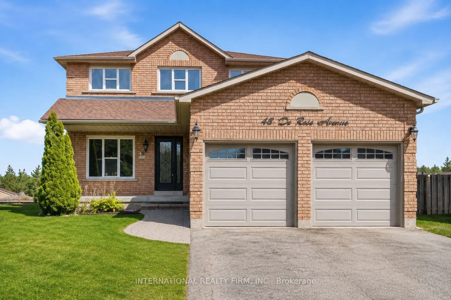 48 De Rose Avenue