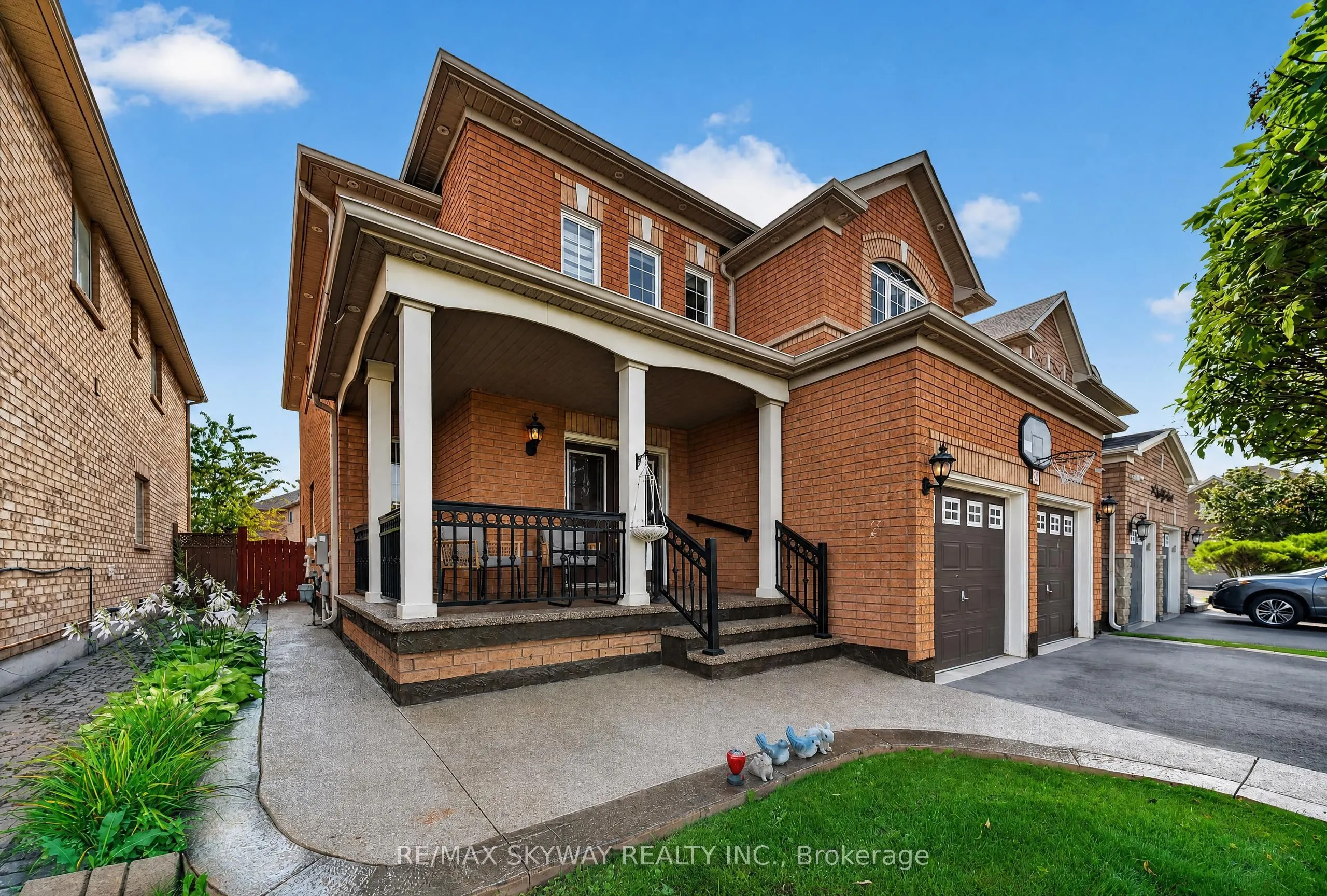 59 Crystal Glen Crescent
