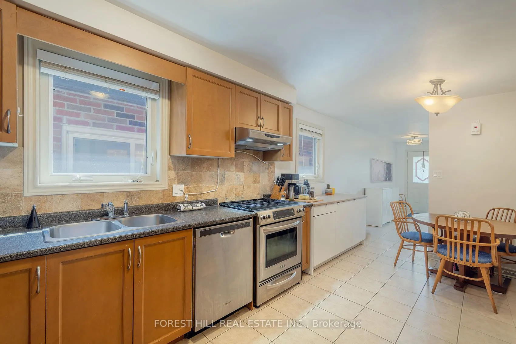 94 Belgravia Avenue