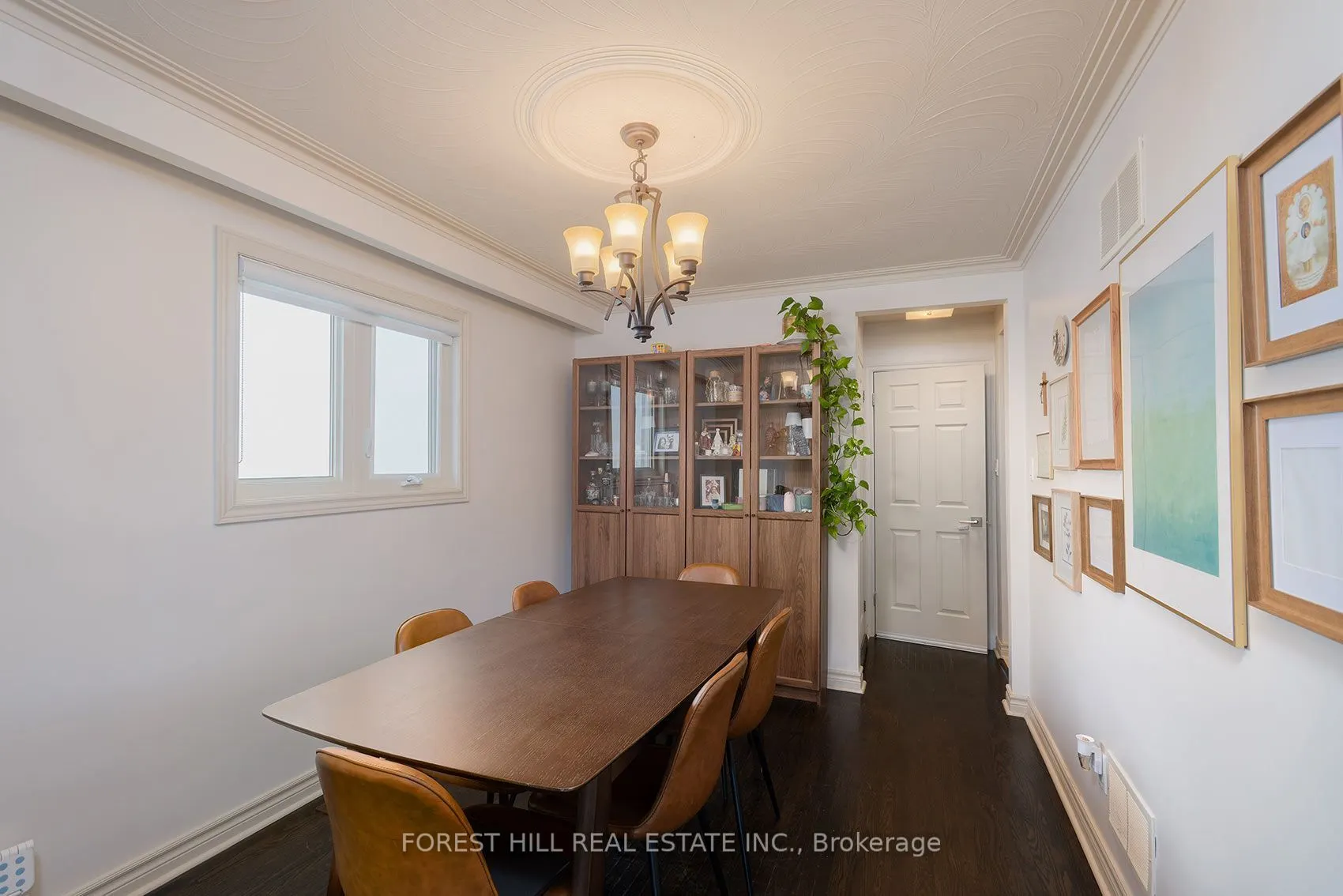 94 Belgravia Avenue