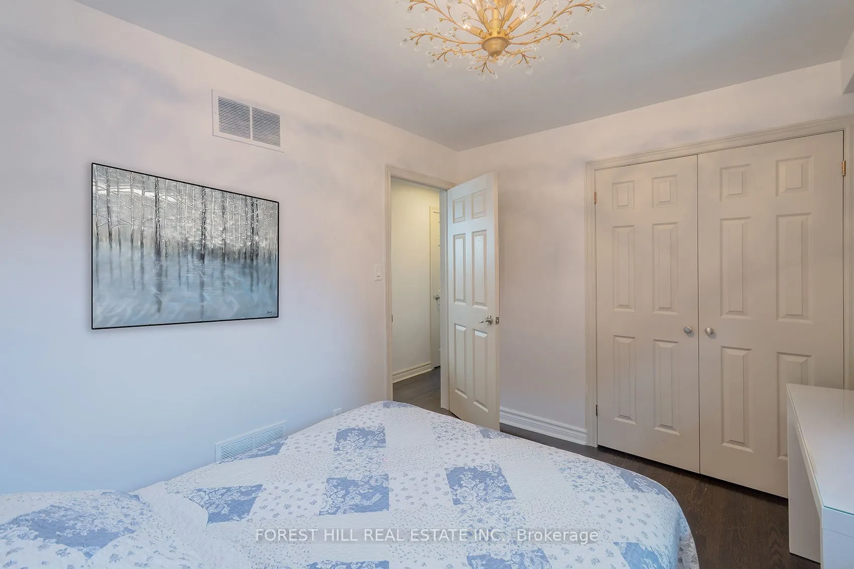 94 Belgravia Avenue