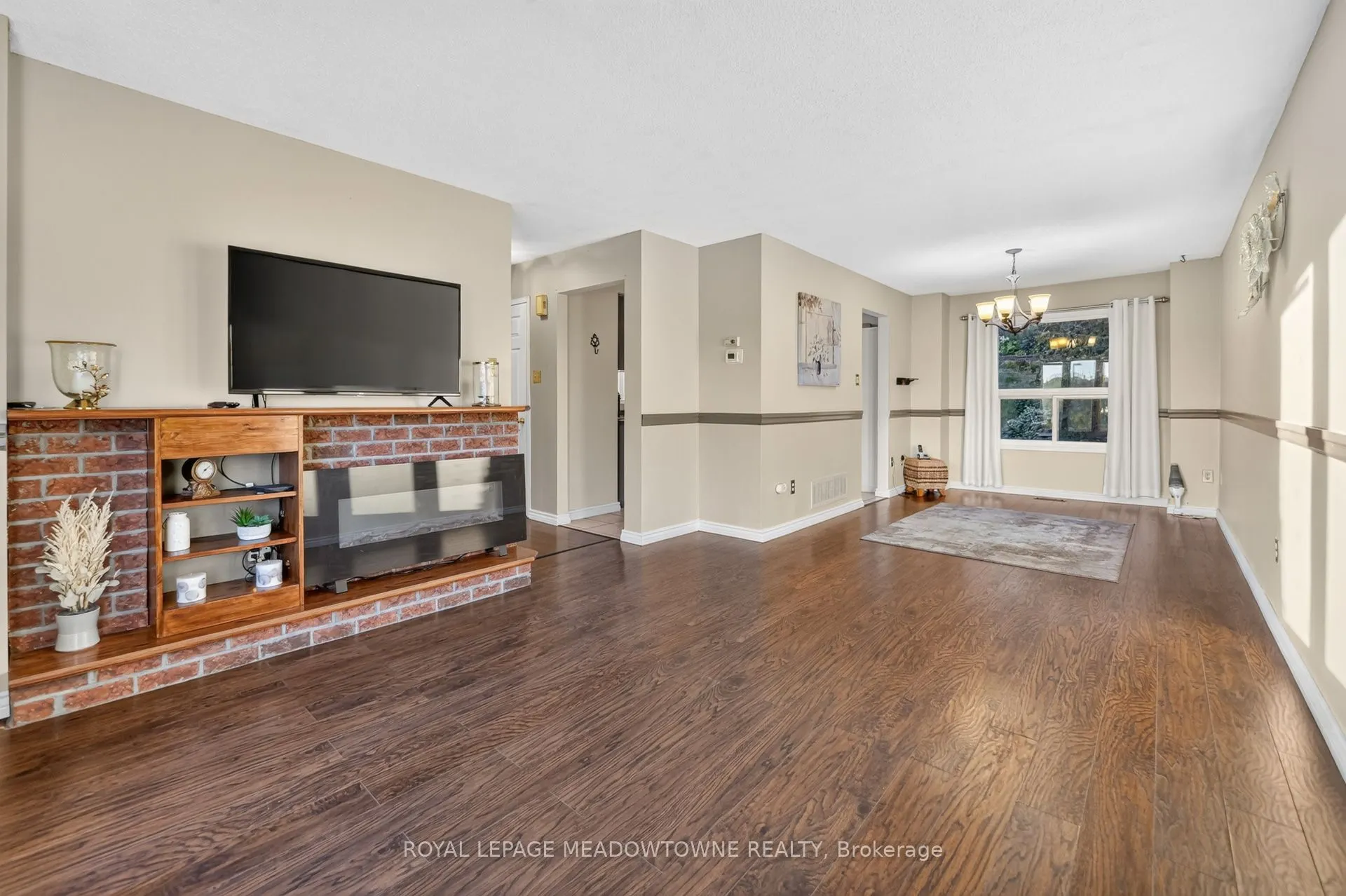 38 Lakeview Court