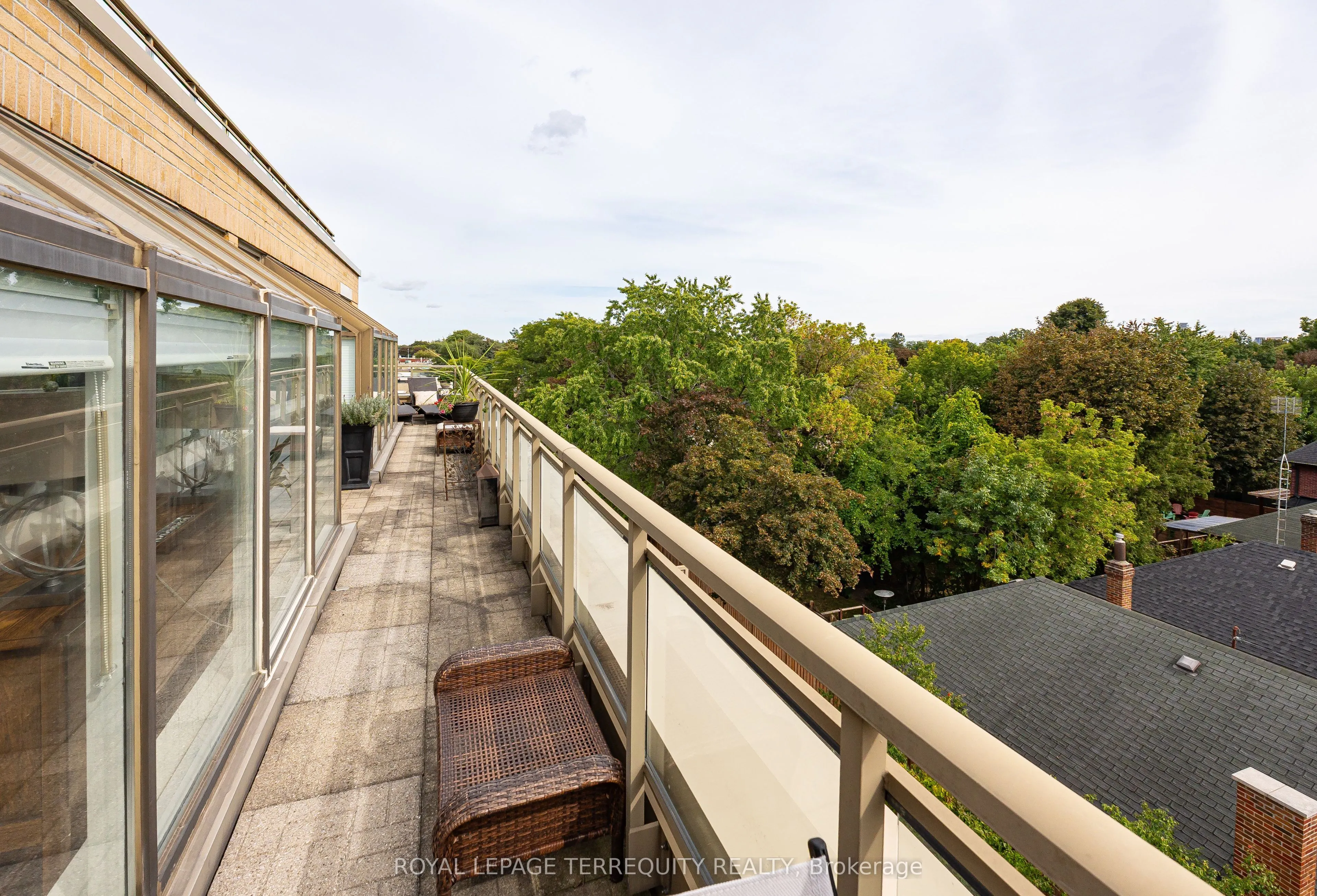 935 Royal York Road #407