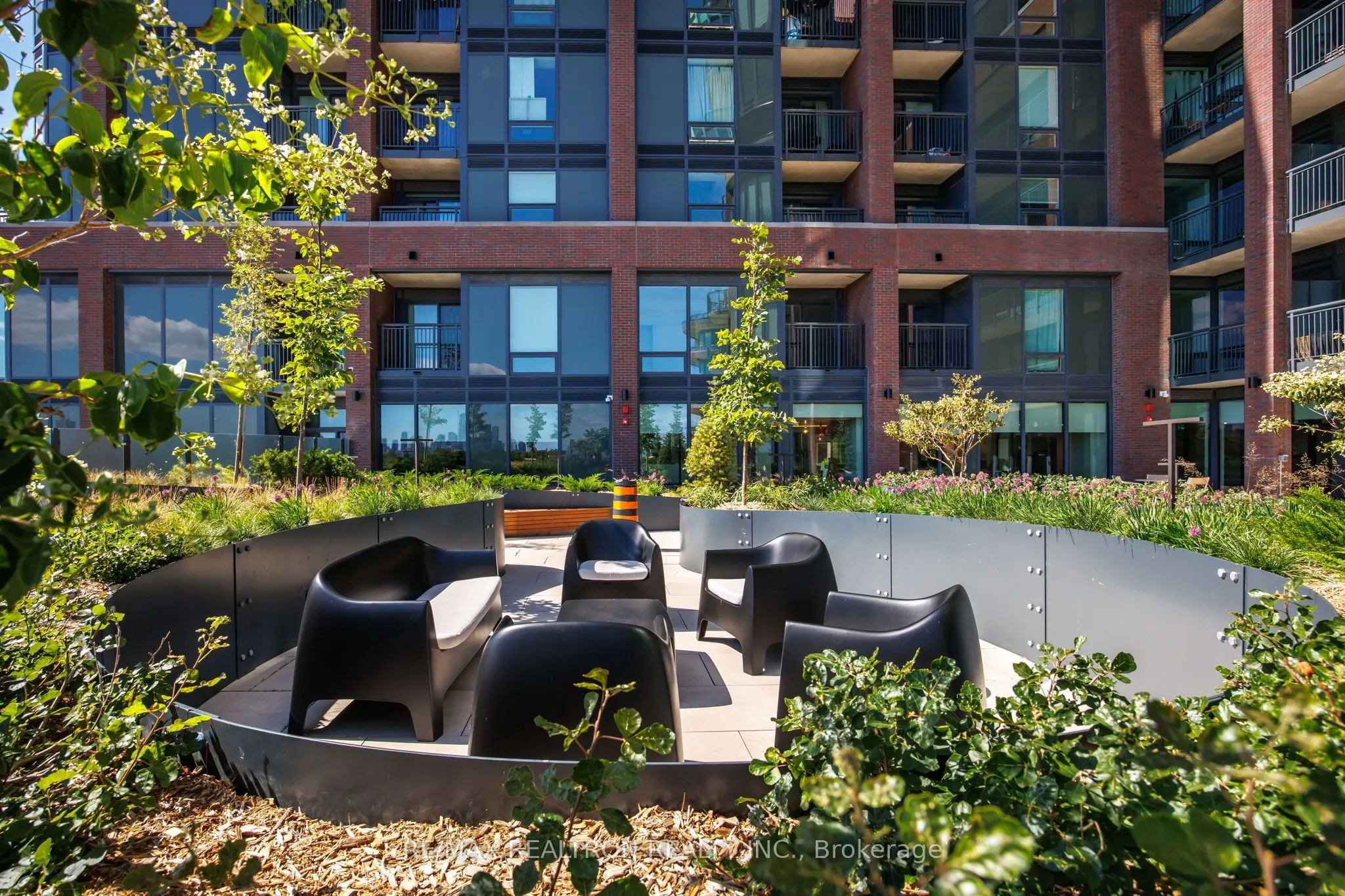 1185 Dupont Street #1402