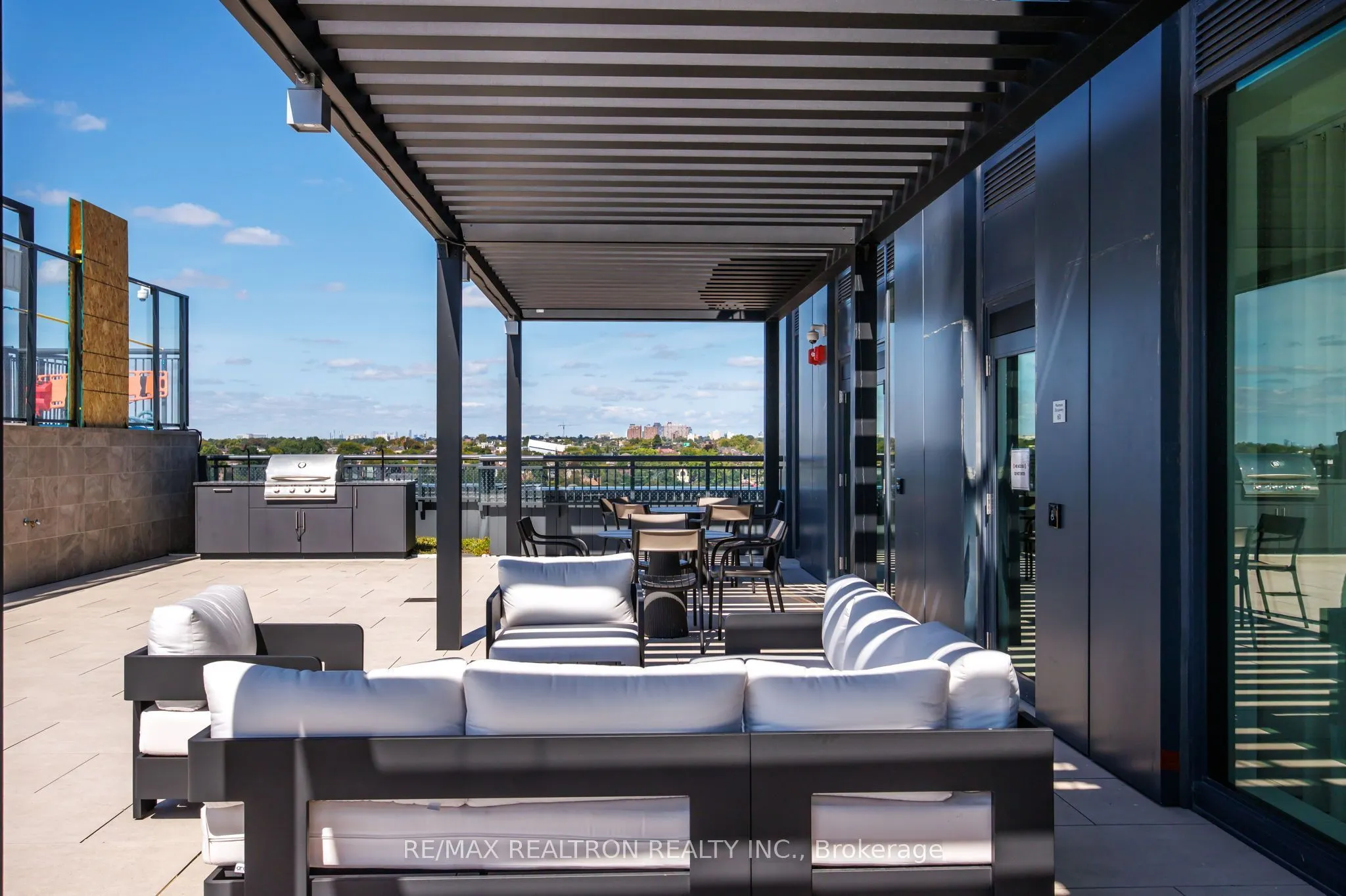 1185 Dupont Street #1402