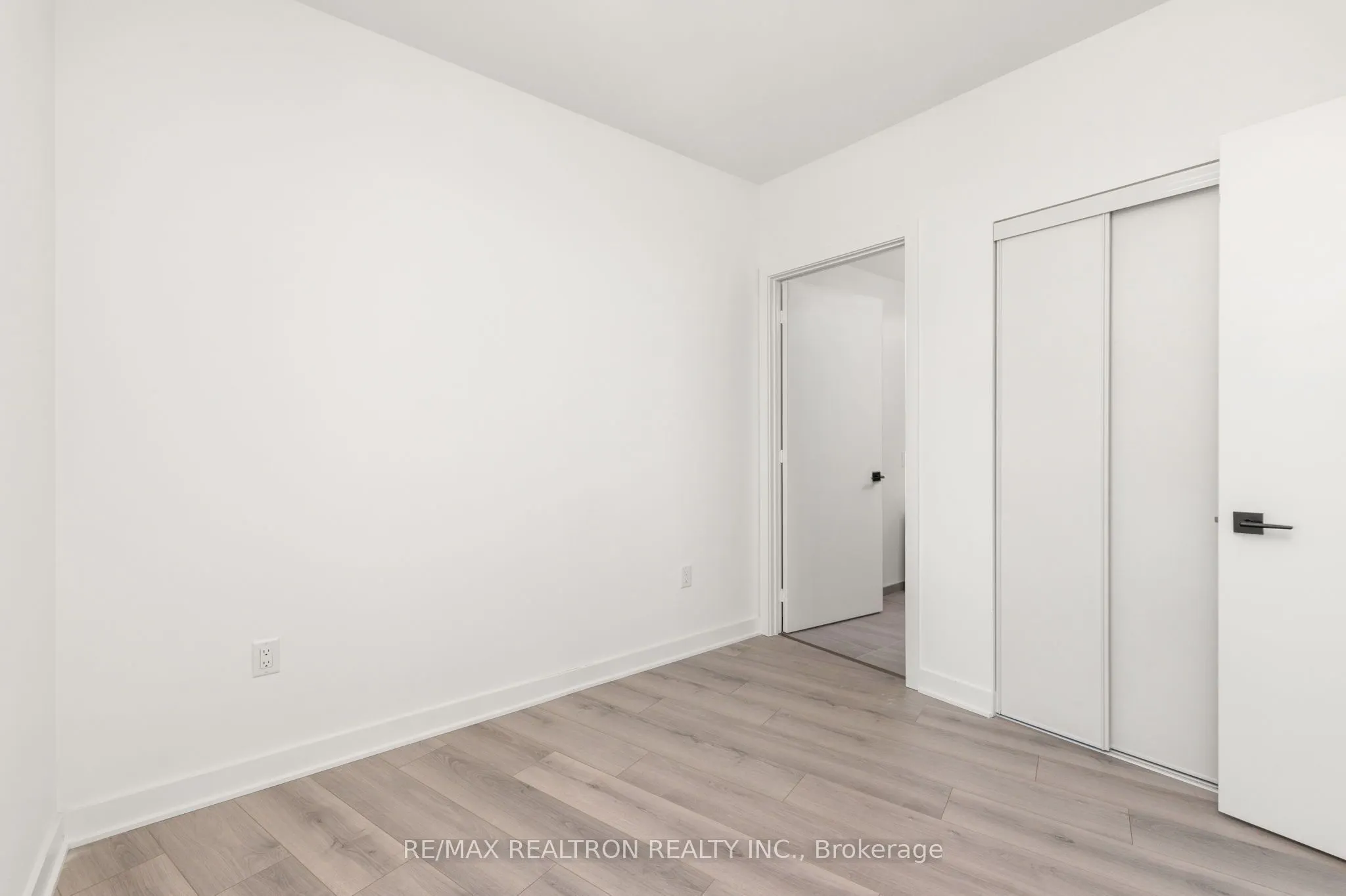 1185 Dupont Street #1402