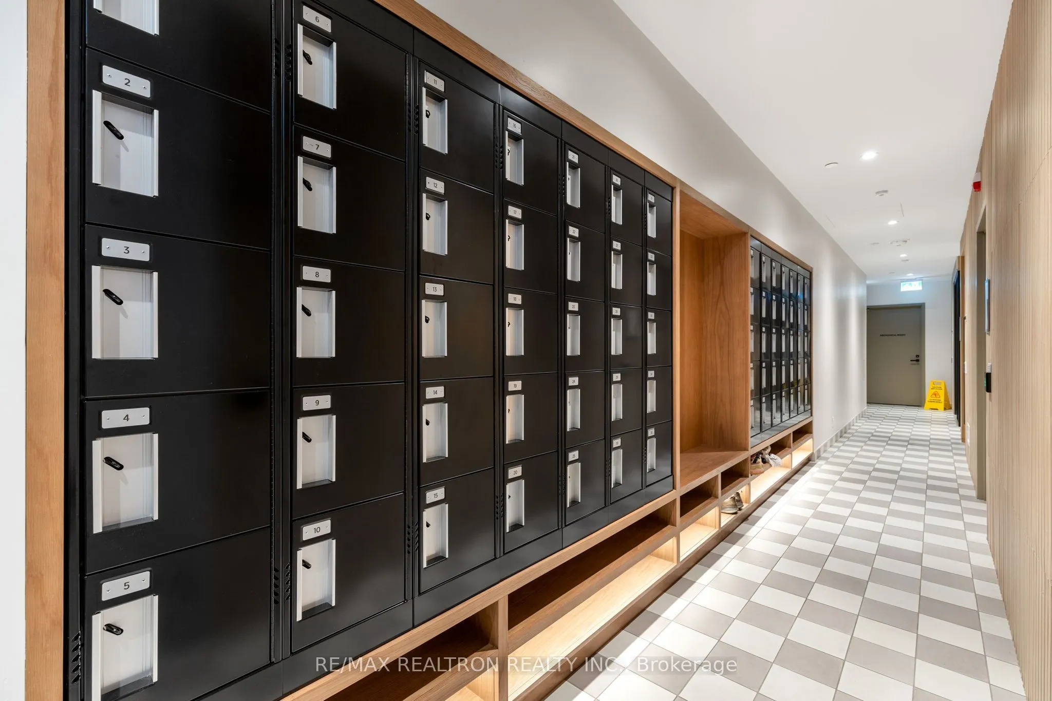 1185 Dupont Street #1402