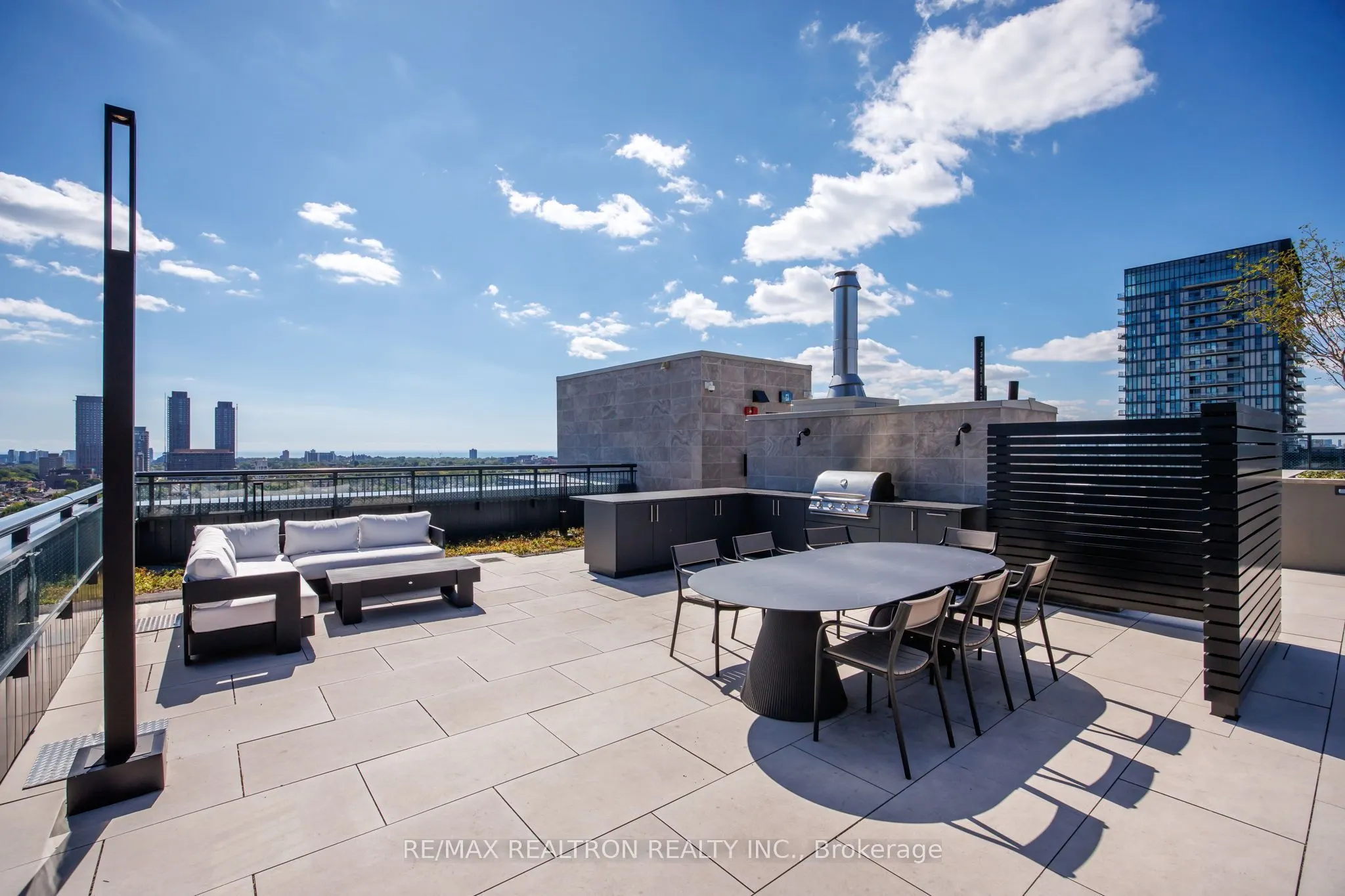 1185 Dupont Street #1402