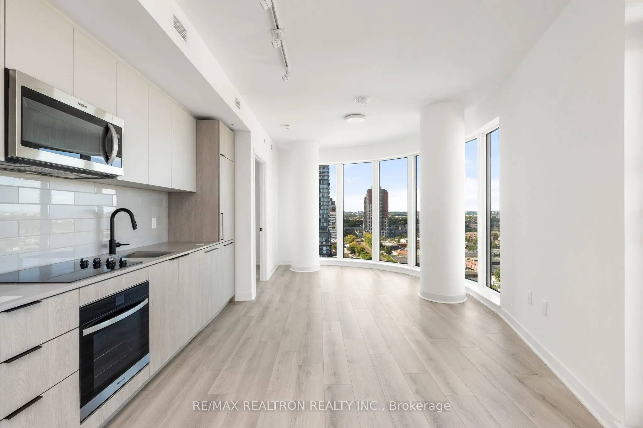 1185 Dupont Street #1402