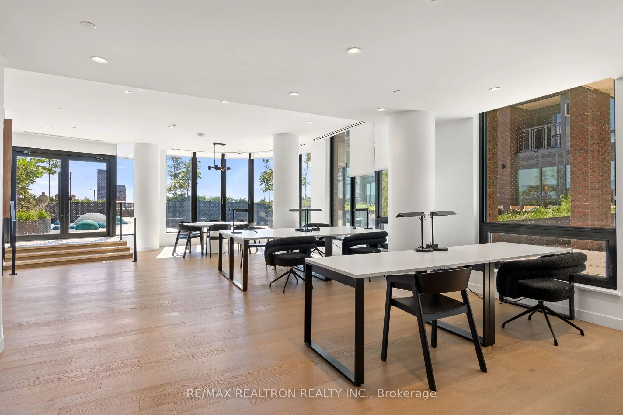 1185 Dupont Street #1402