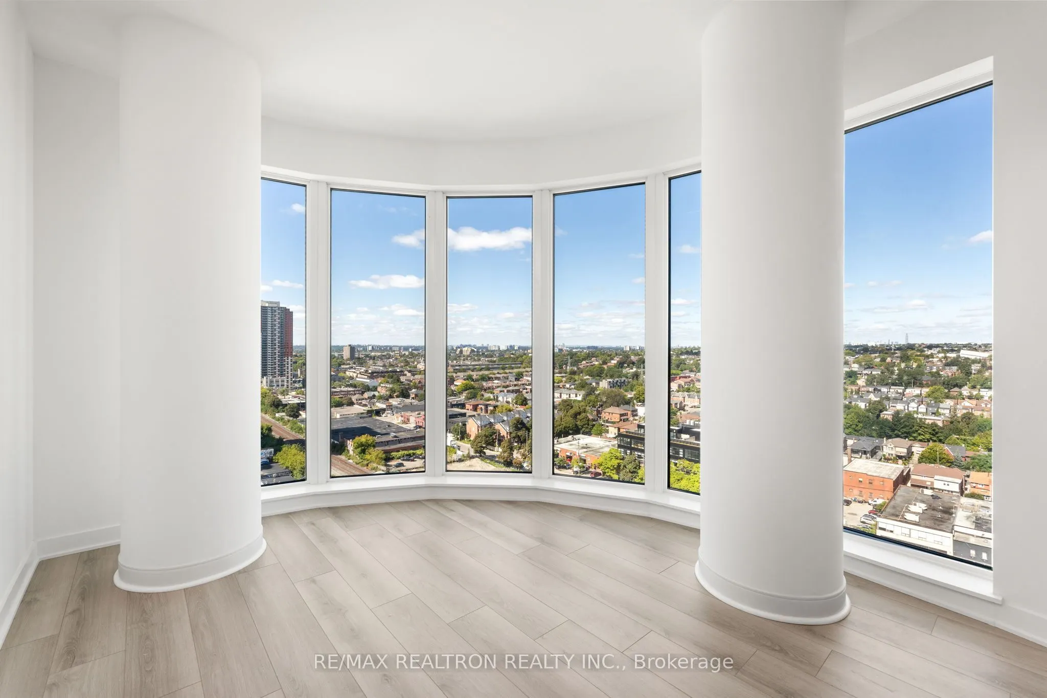 1185 Dupont Street #1402