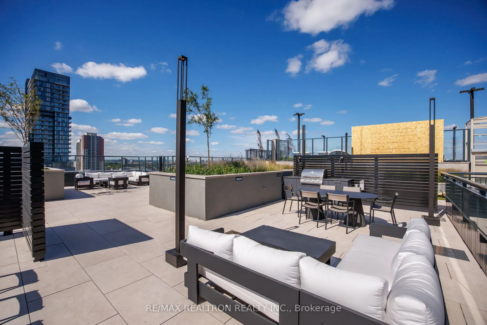 1185 Dupont Street #1402