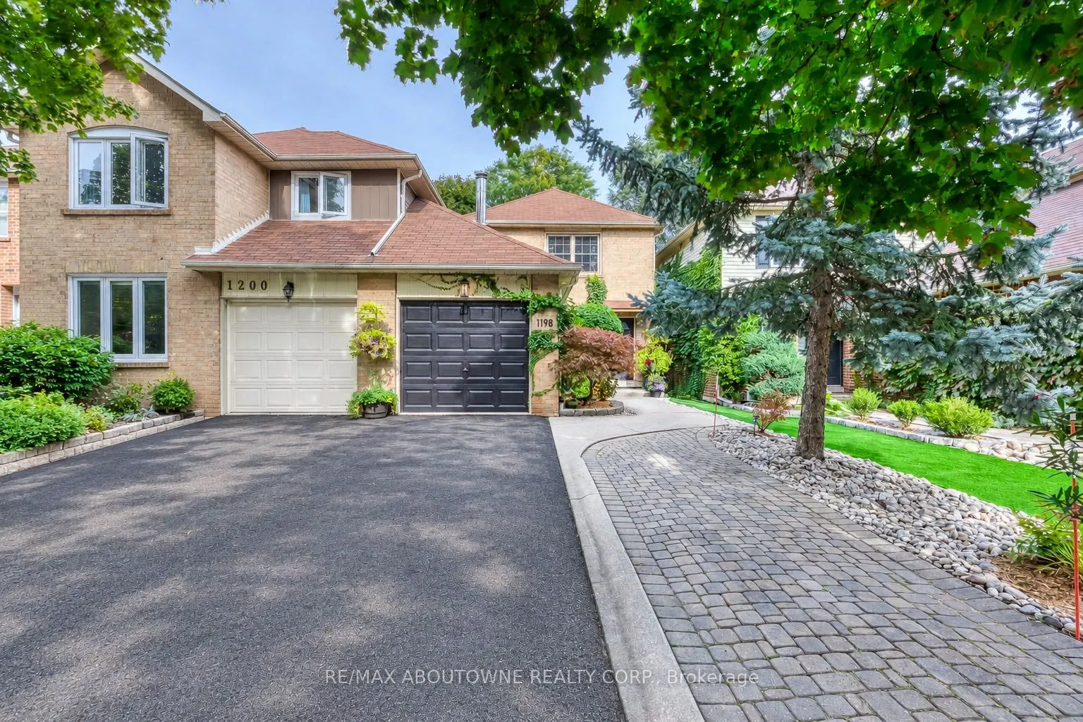 1198 Potters Wheel Crescent