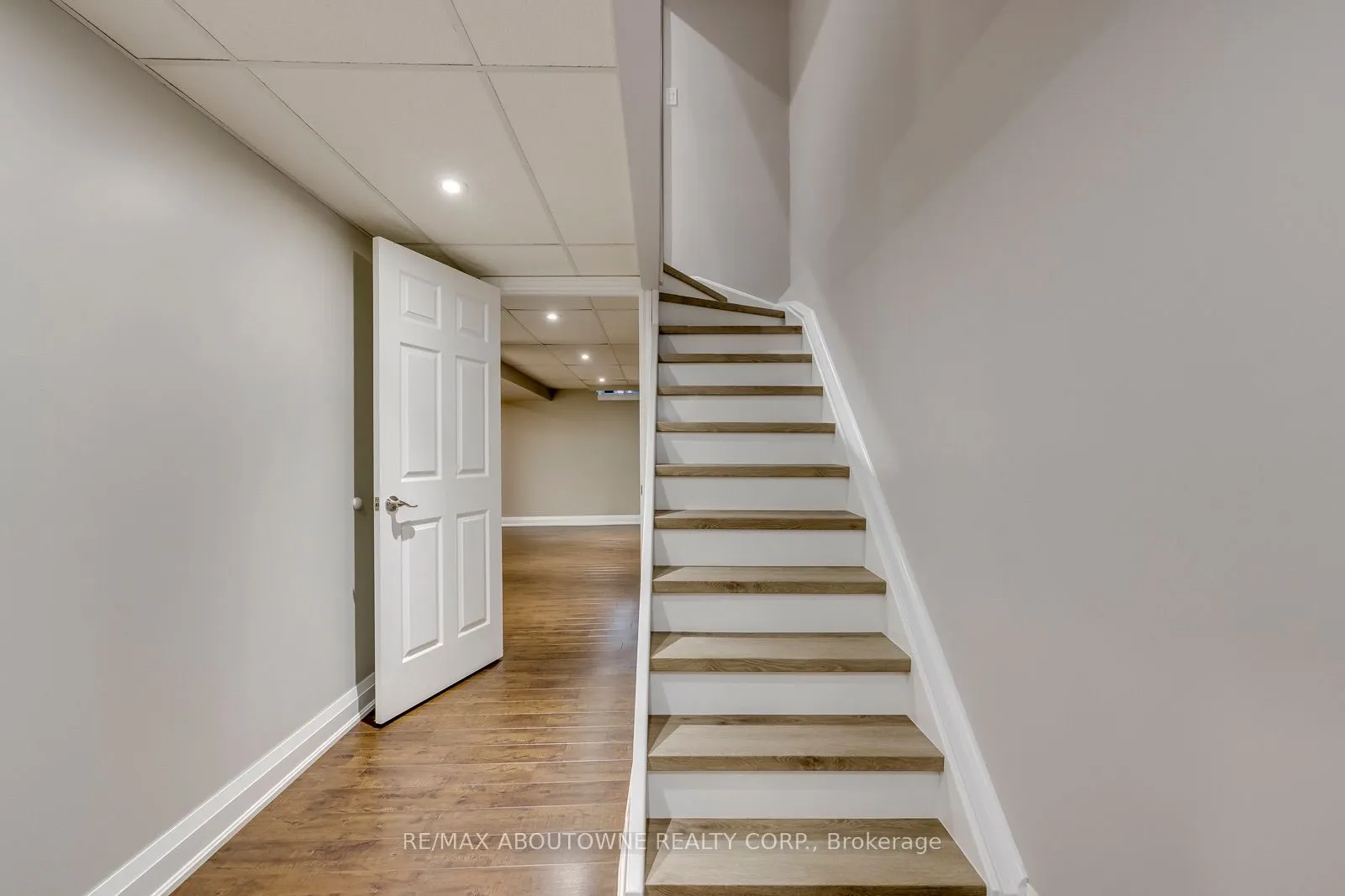 1198 Potters Wheel Crescent