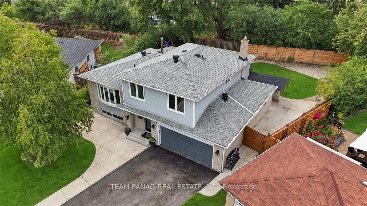 16 Groveland Court