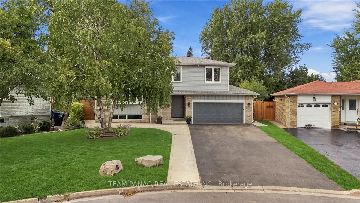 16 Groveland Court