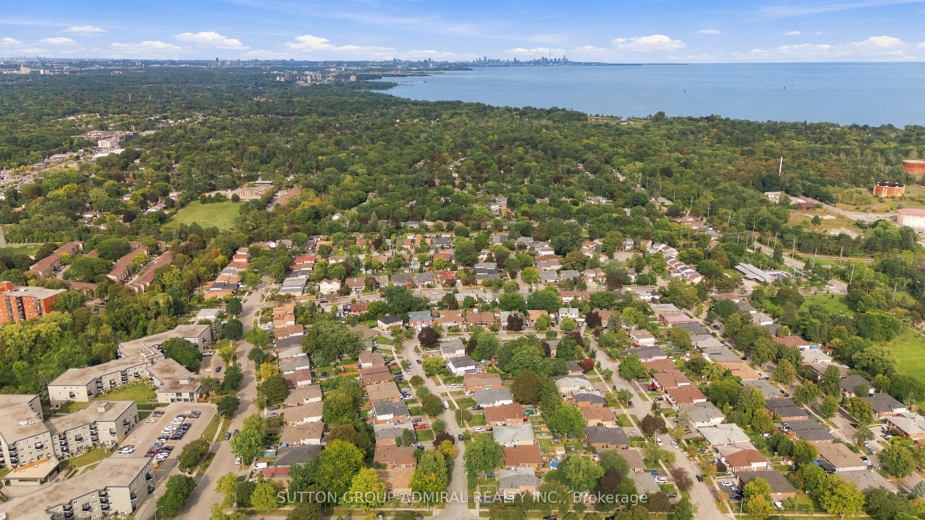 1871 Silverberry Crescent