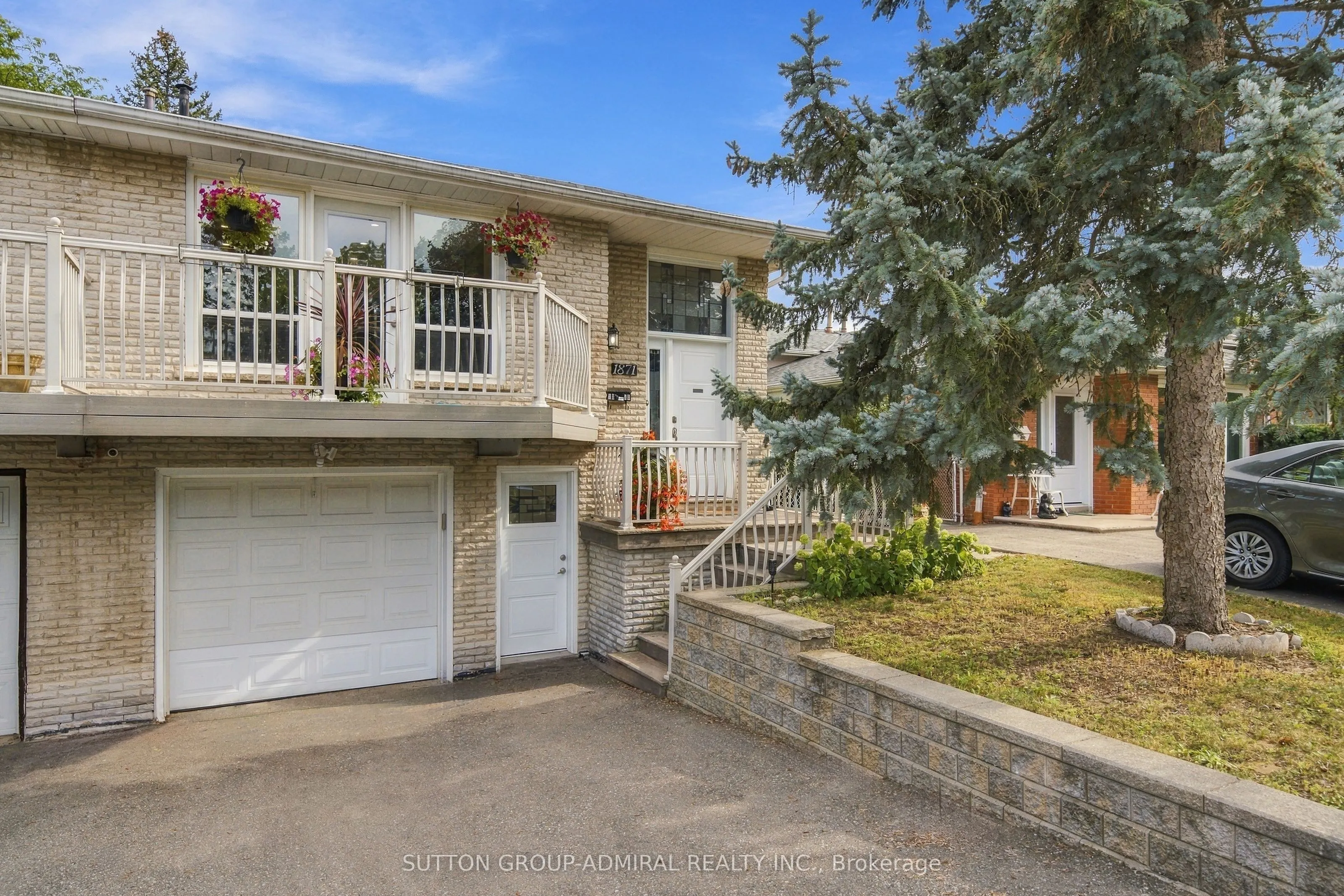 1871 Silverberry Crescent