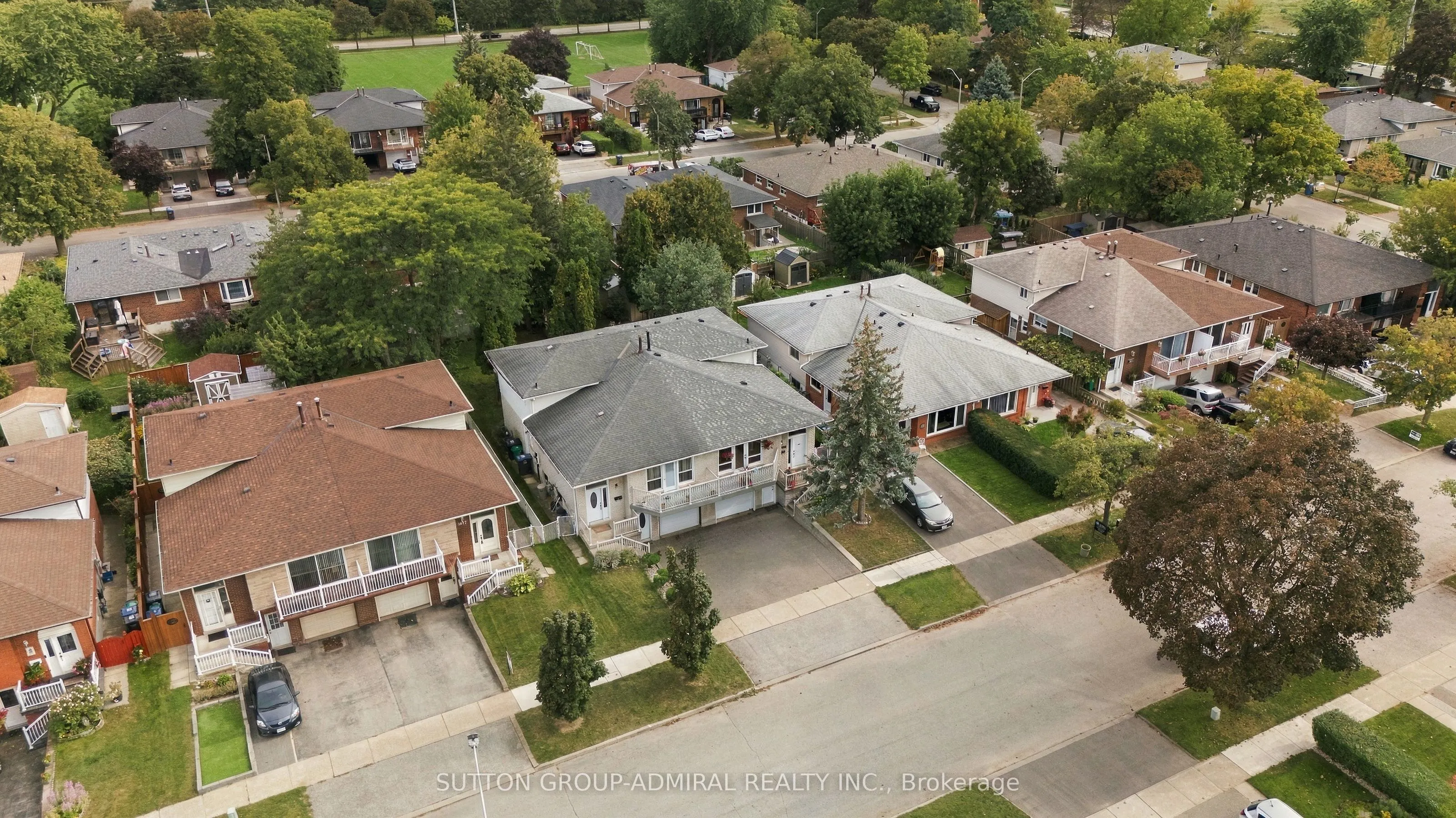1871 Silverberry Crescent