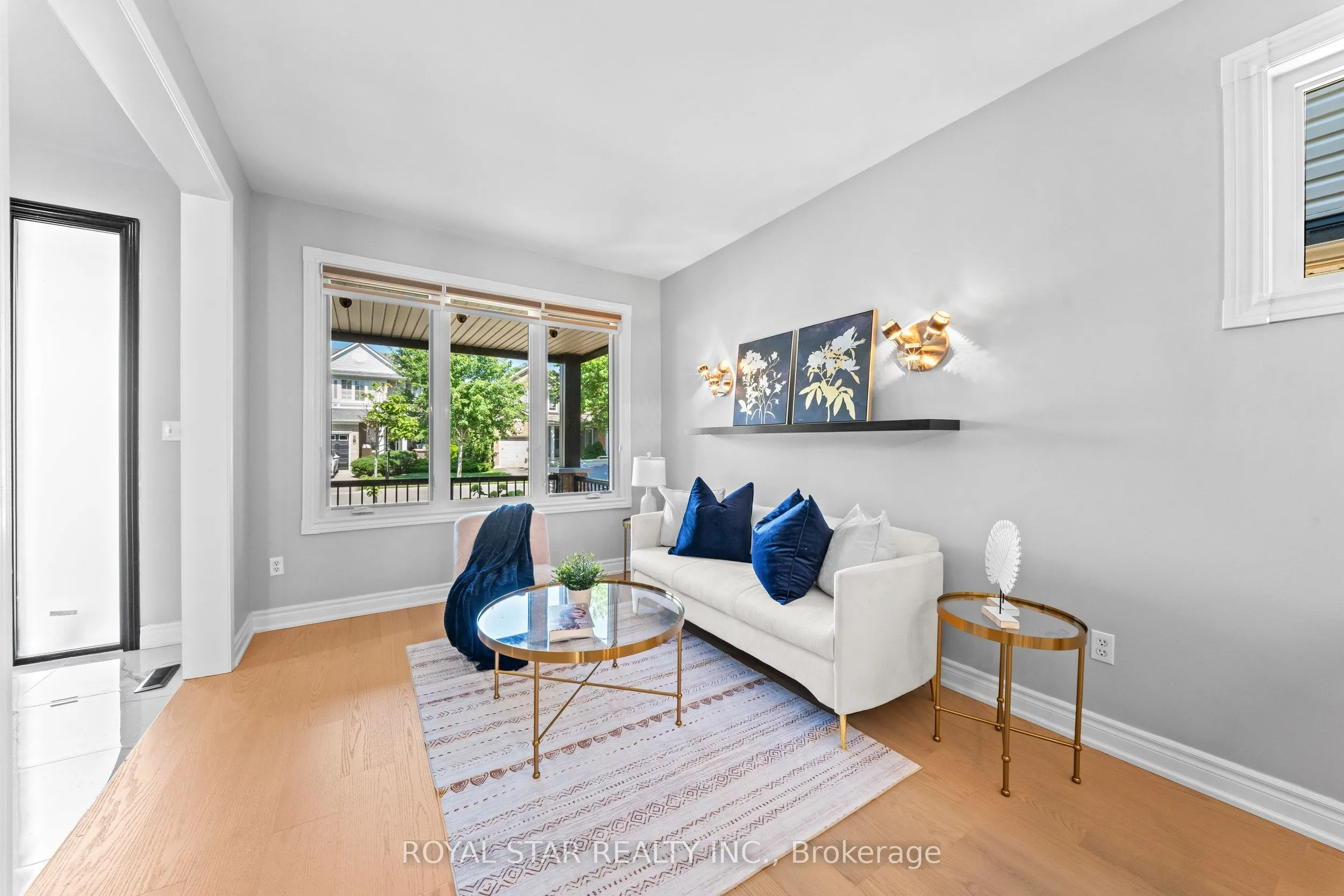1522 Swann Crescent