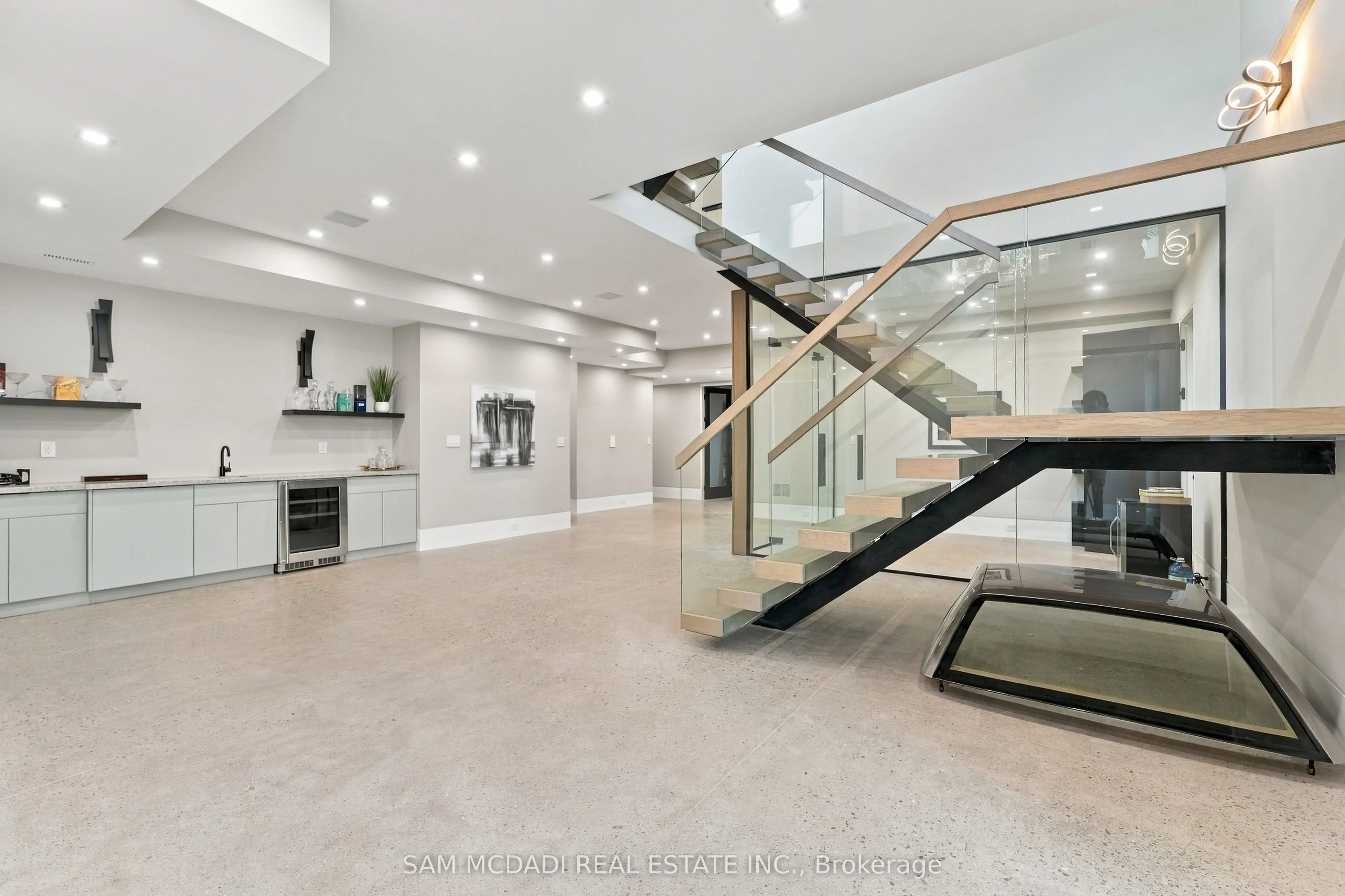112 Elton Park Road